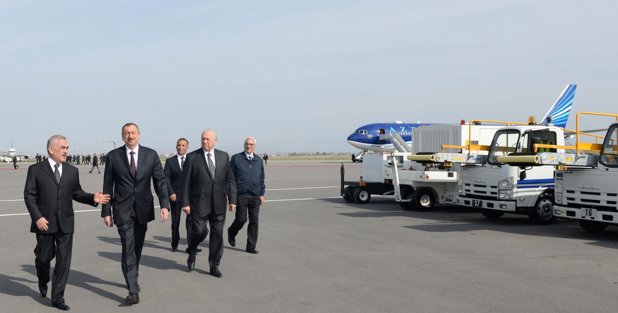 Ильхам Алиев принял участие в открытии нового административного здания Нахчыванского международного аэропорта