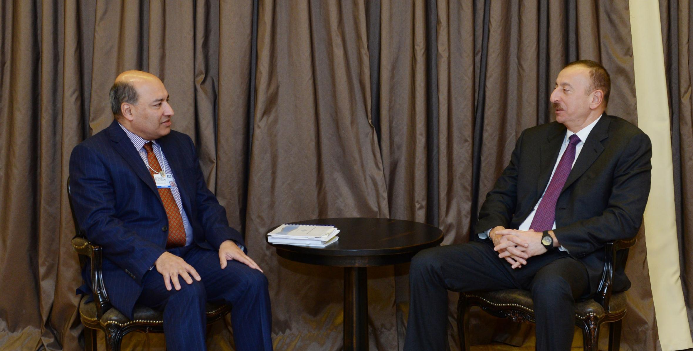 Ильхам Алиев встретился с президентом Европейского банка реконструкции и развития Сумой Чакрабарти