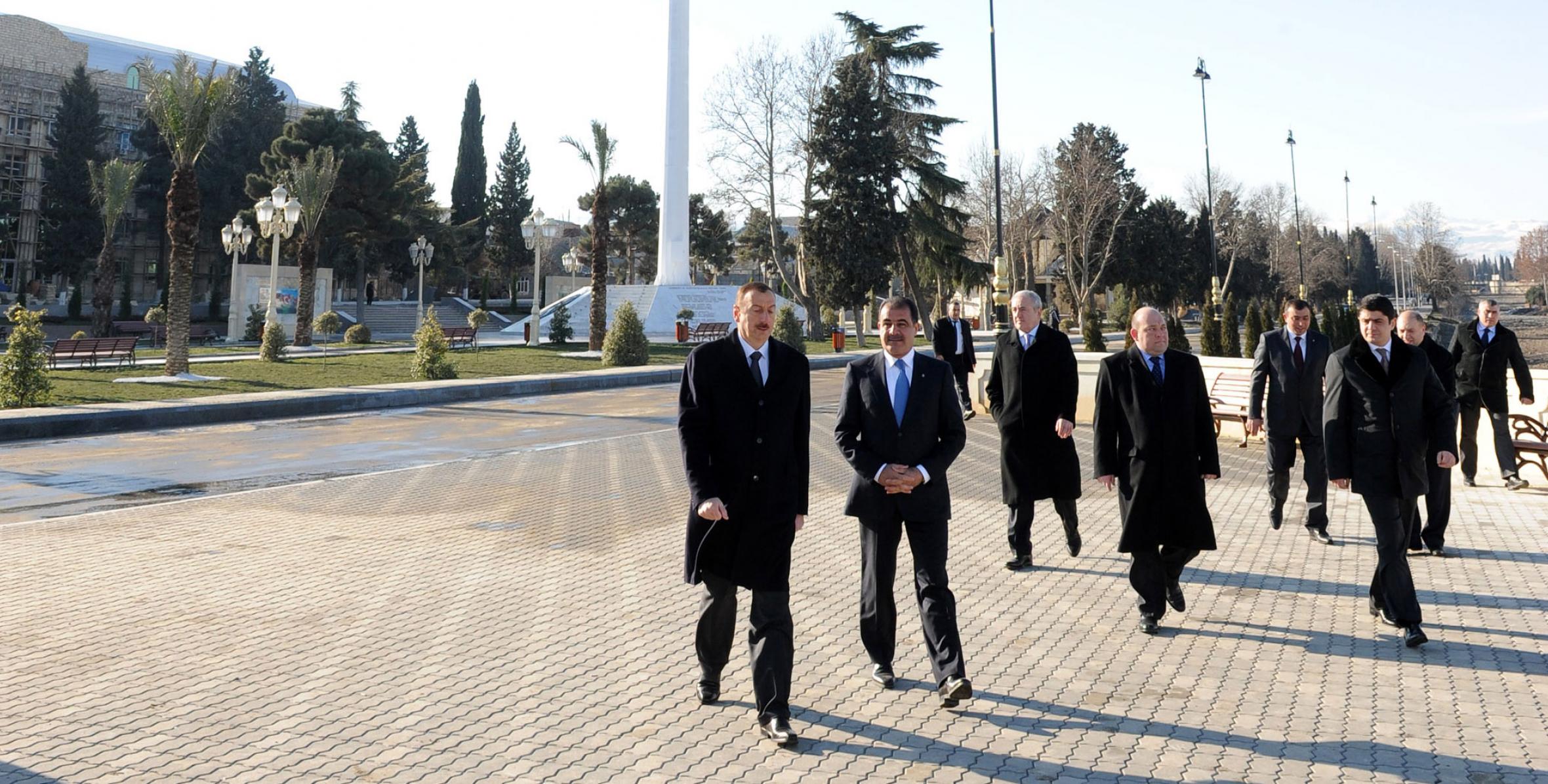 Ilham Aliyev got familiarized with the work carried out in Ganja’s Flag Square