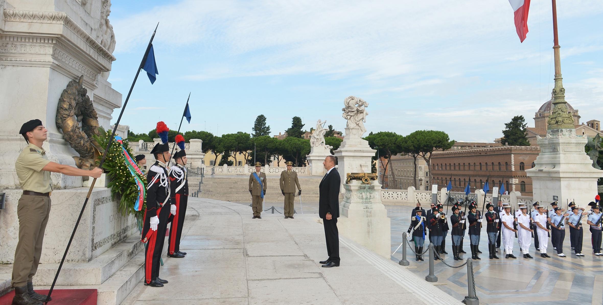 Ilham Aliyev visited the Tomb of the Unknown Soldier in Rome