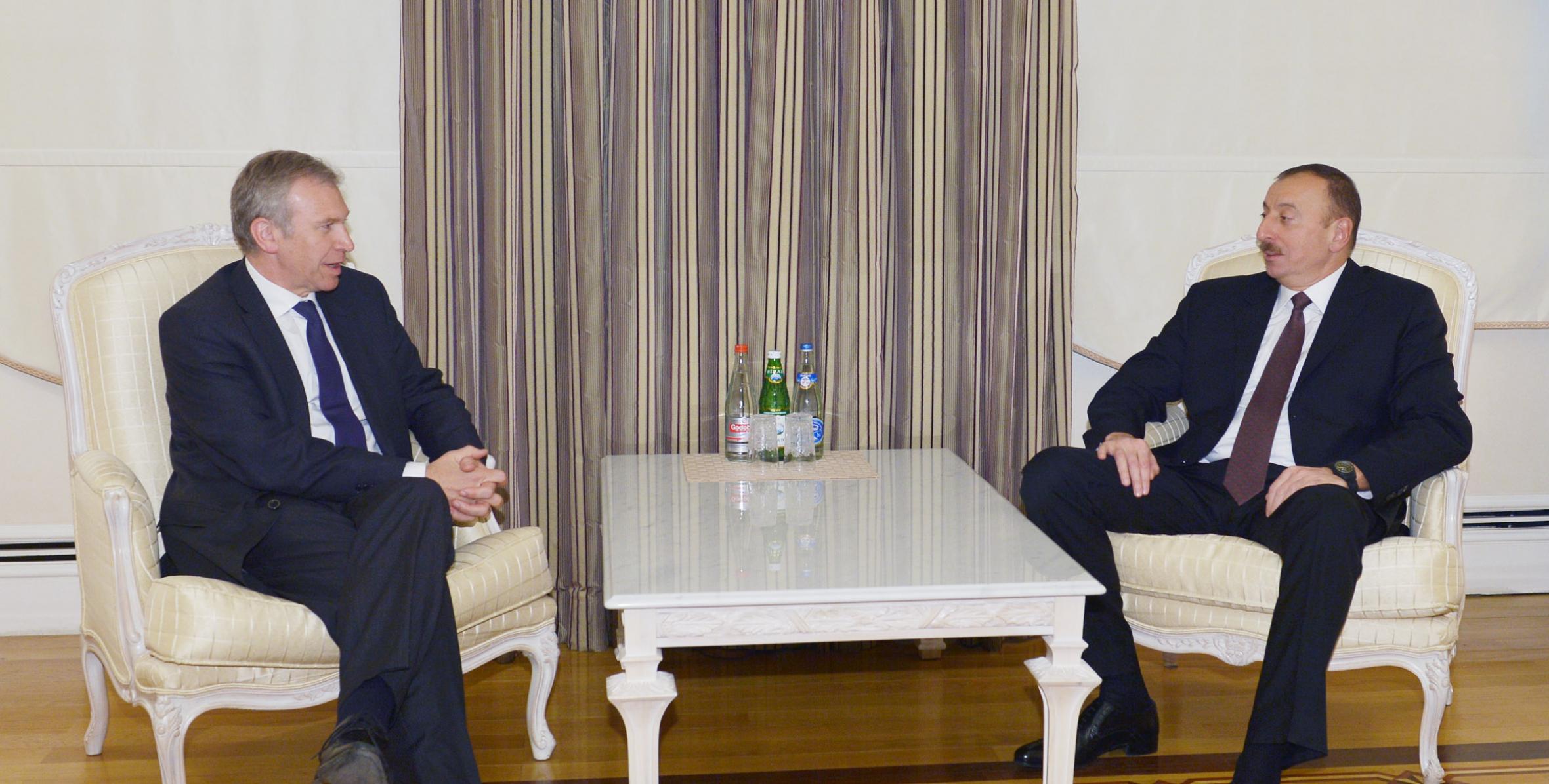 Ilham Aliyev received former Belgian Prime Minister Yves Leterme