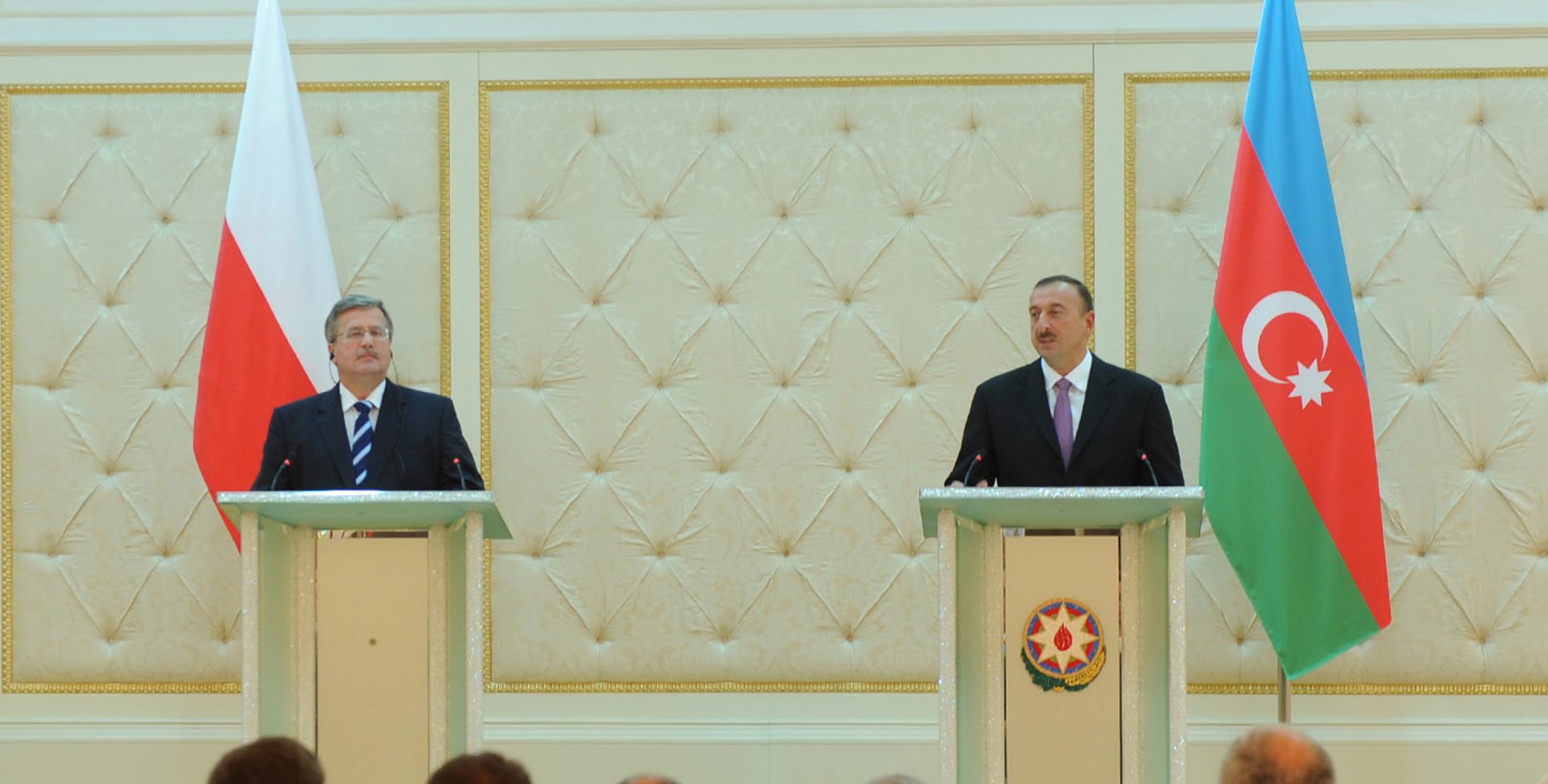 Президенты Азербайджана и Польши провели совместную пресс-конференцию