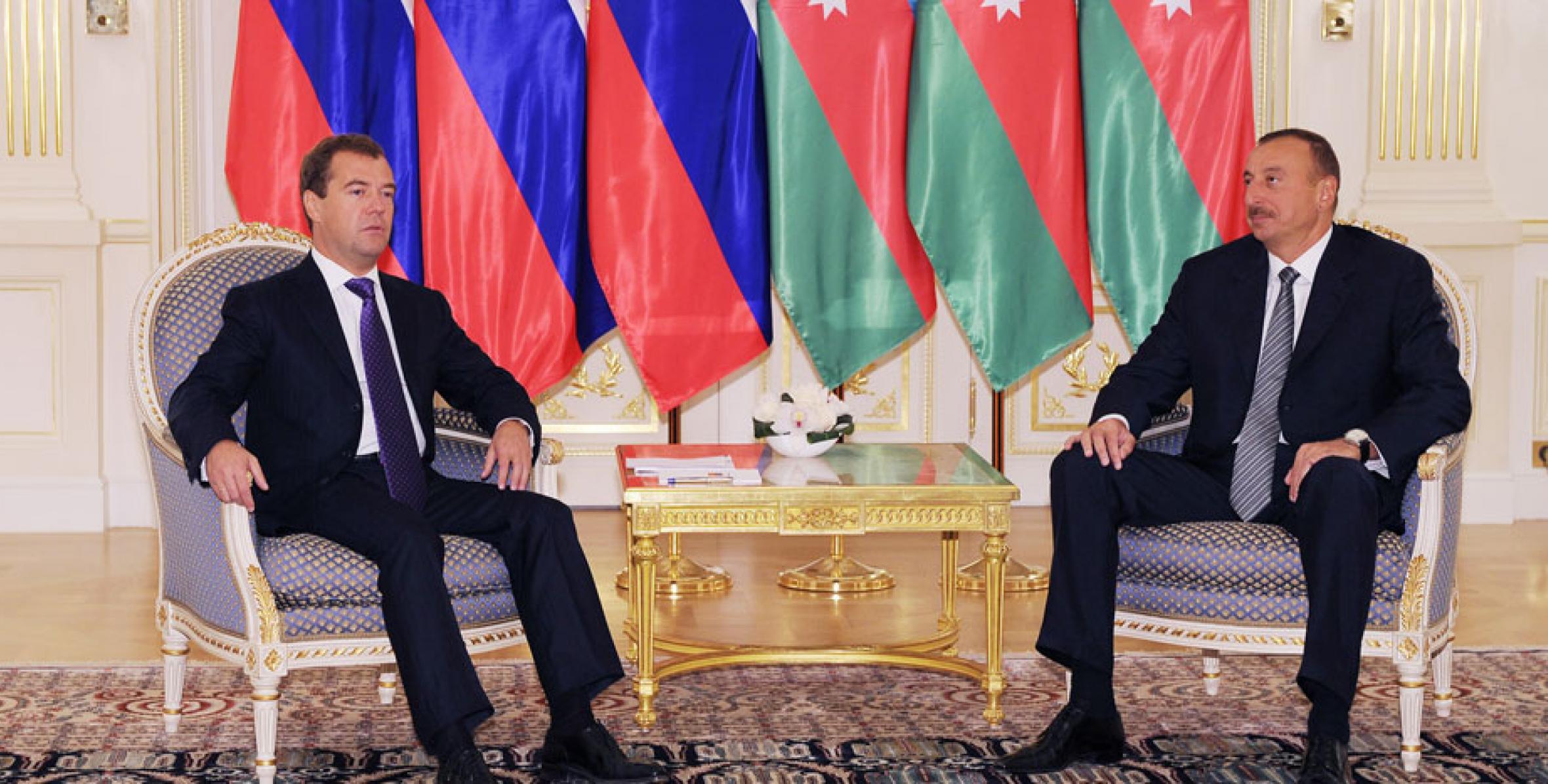 Состоялась встреча Ильхама Алиева и Президента Российской Федерации Дмитрия Медведева один на один