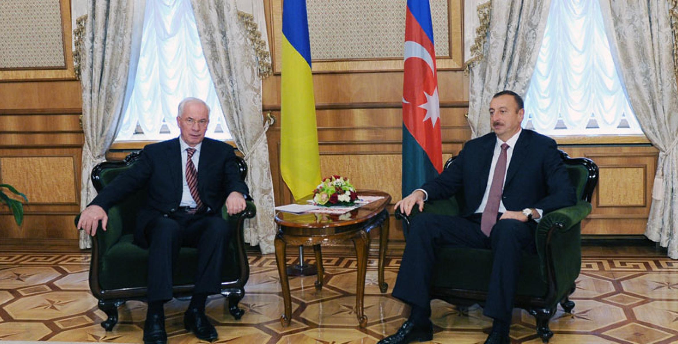 Ильхам Алиев принял премьер-министра Украины Николая Азарова в Киеве