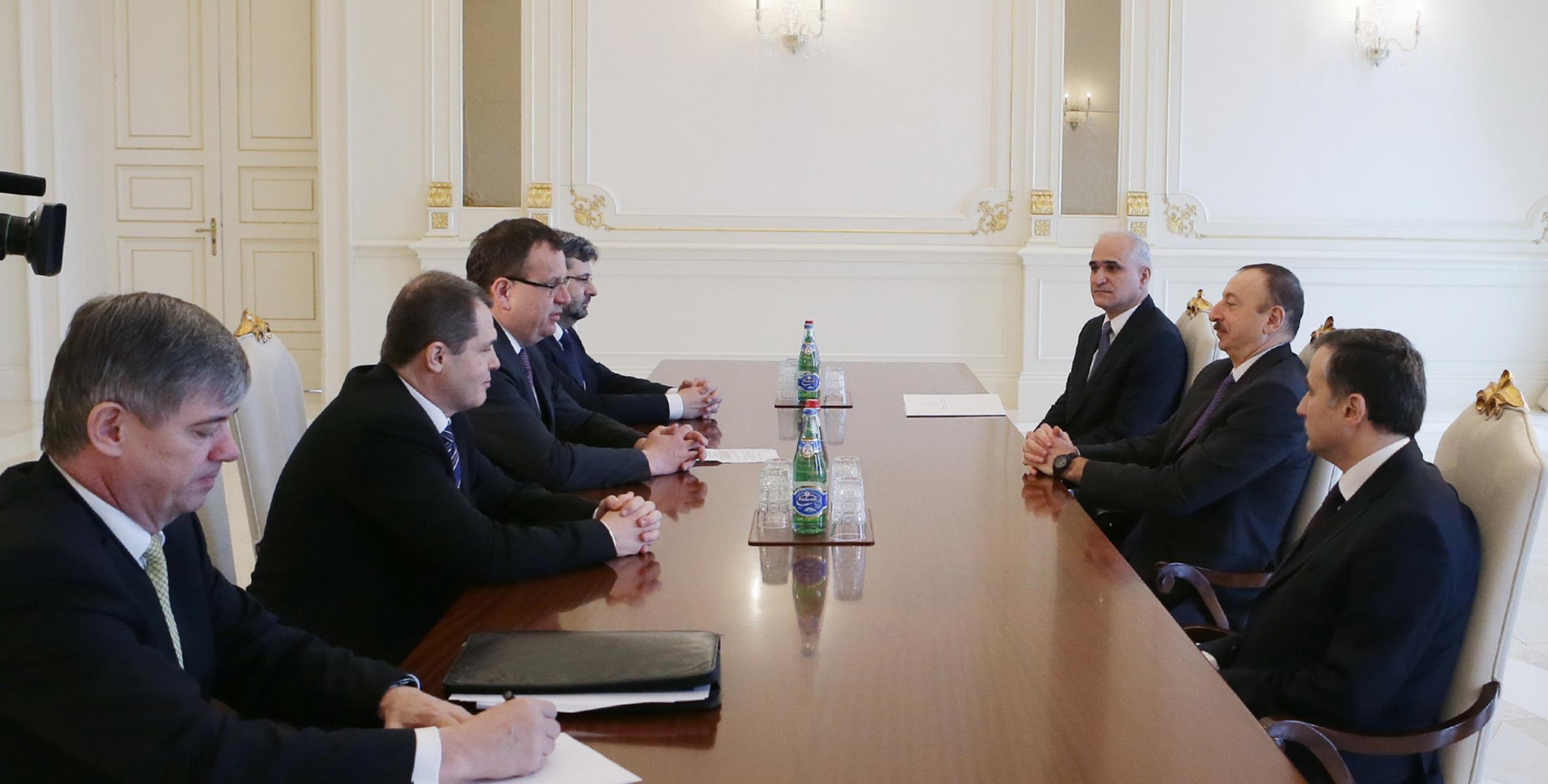 Ильхам Алиев принял делегацию во главе с министром промышленности и торговли Чехии
