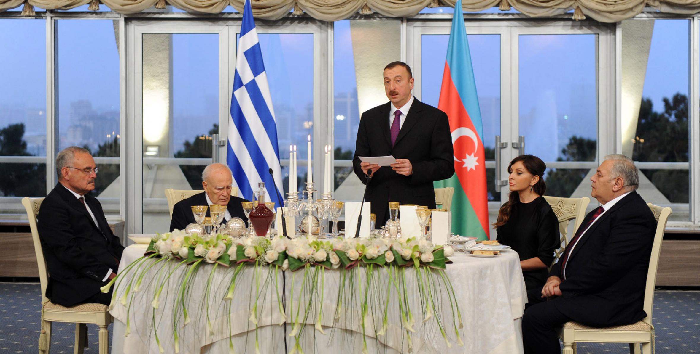 Речь Ильхама Алиева на приеме в  честь находящегося с официальным визитом Президента Греческой Республики Каролоса Папульяса