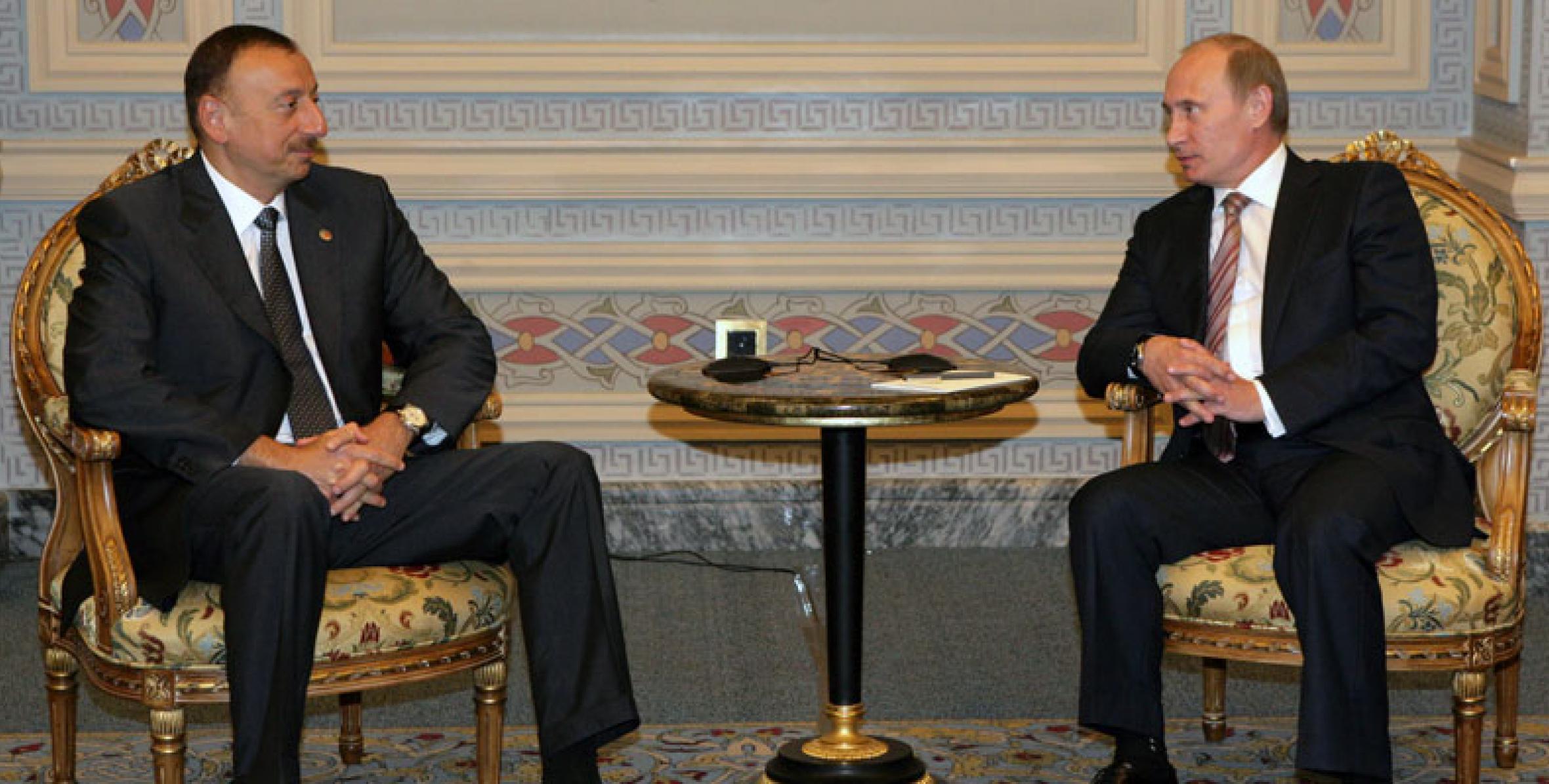 İlham Əliyev Rusiyanın Baş naziri Vladimir Putin ilə görüşmüşdür