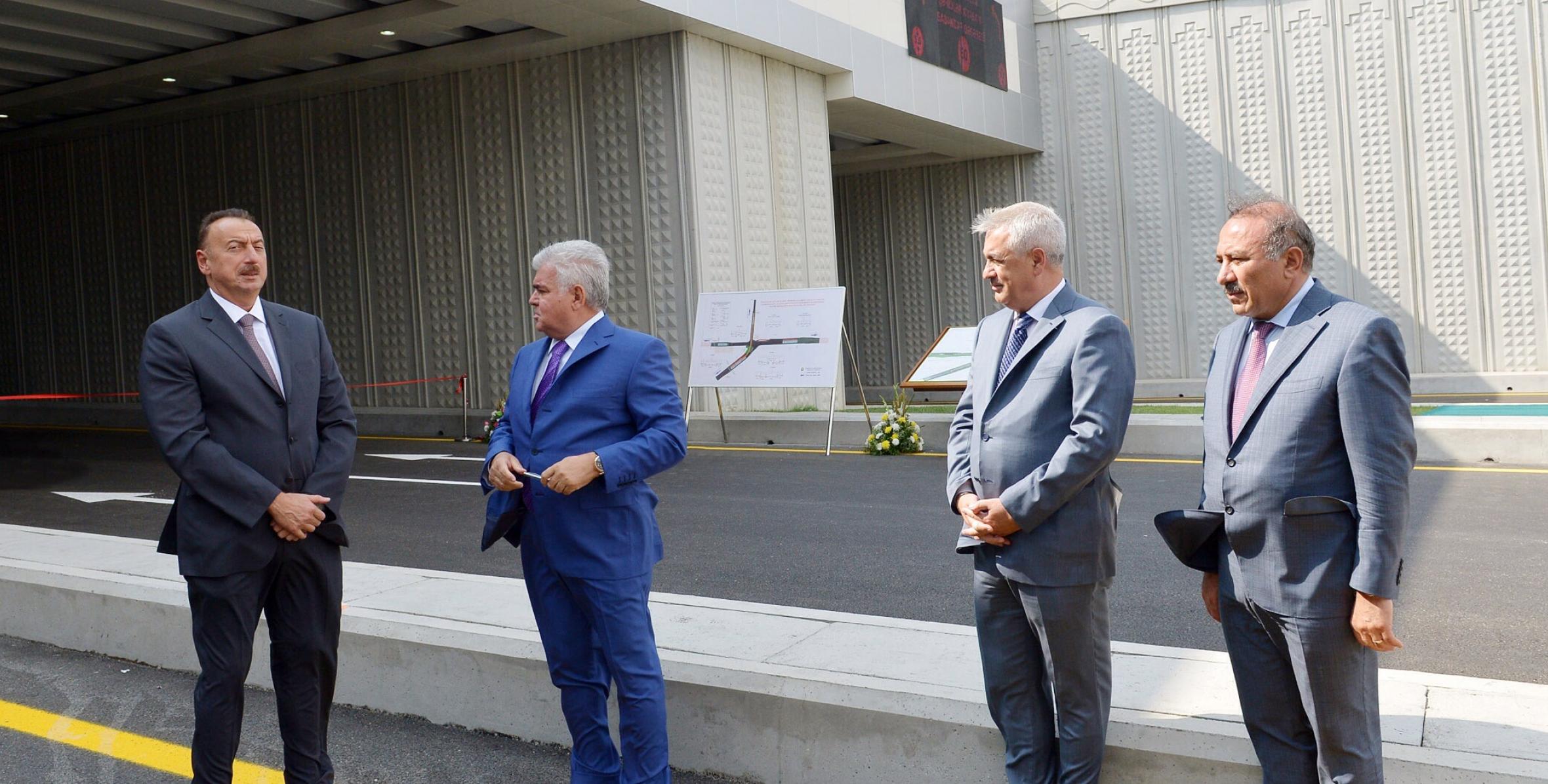Ильхам Алиев принял участие в открытии очередного дорожного узла в Баку