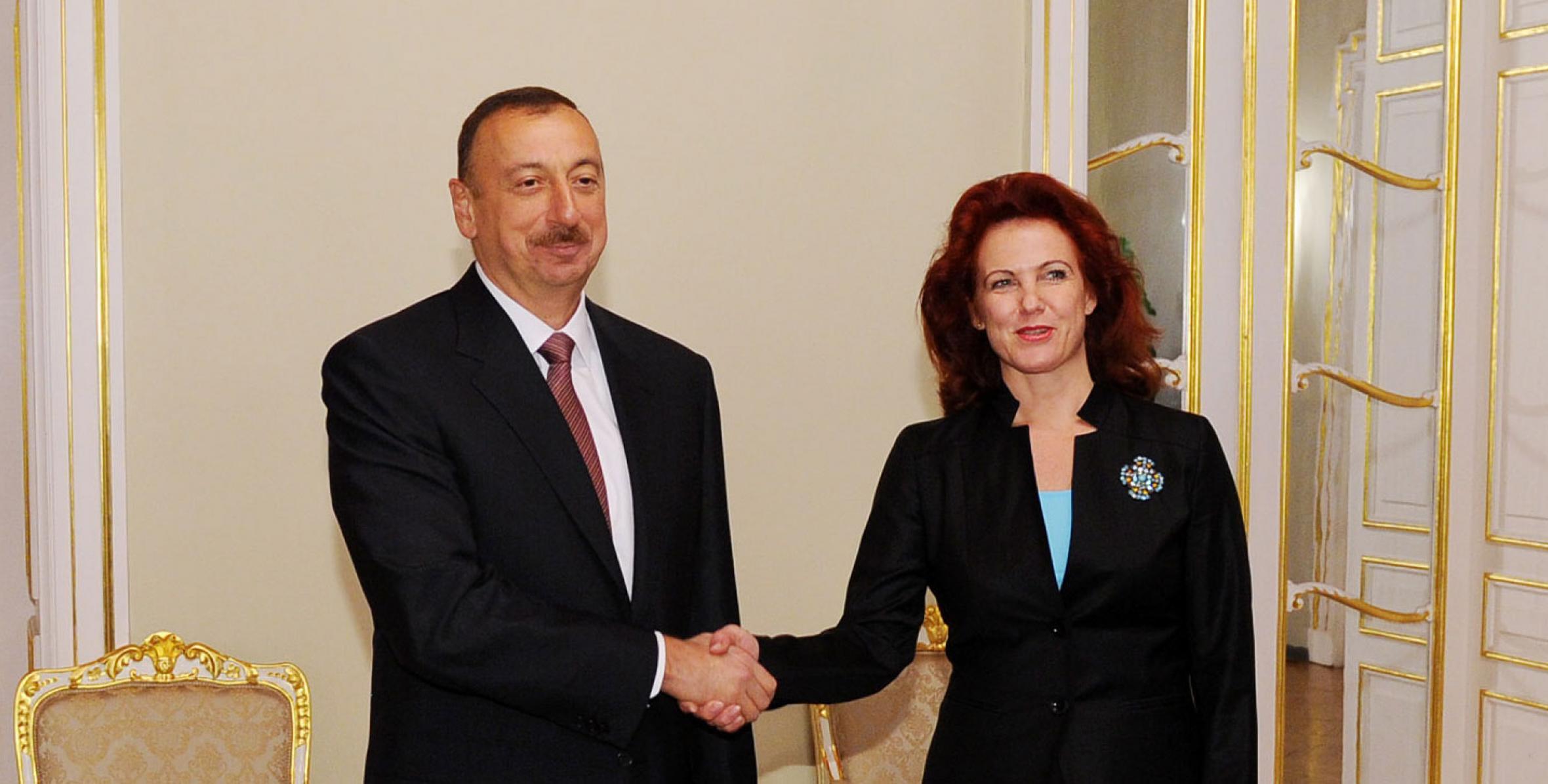 Ильхам Алиев встретился с председателем Сейма Латвии Сольвитой Аболтиня