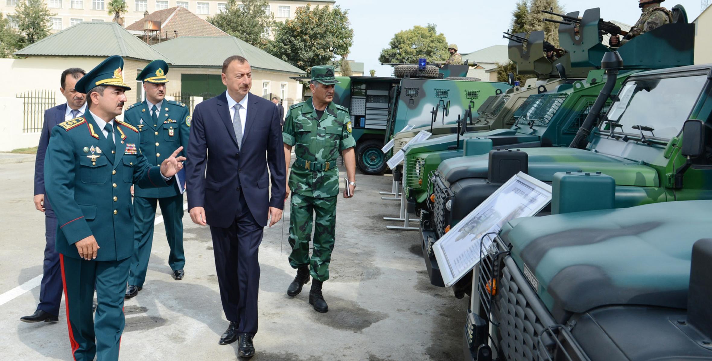 Ильхам Алиев принял участие в открытии после реконструкции гарнизона Лянкяранского пограничного отряда Государственной пограничной службы