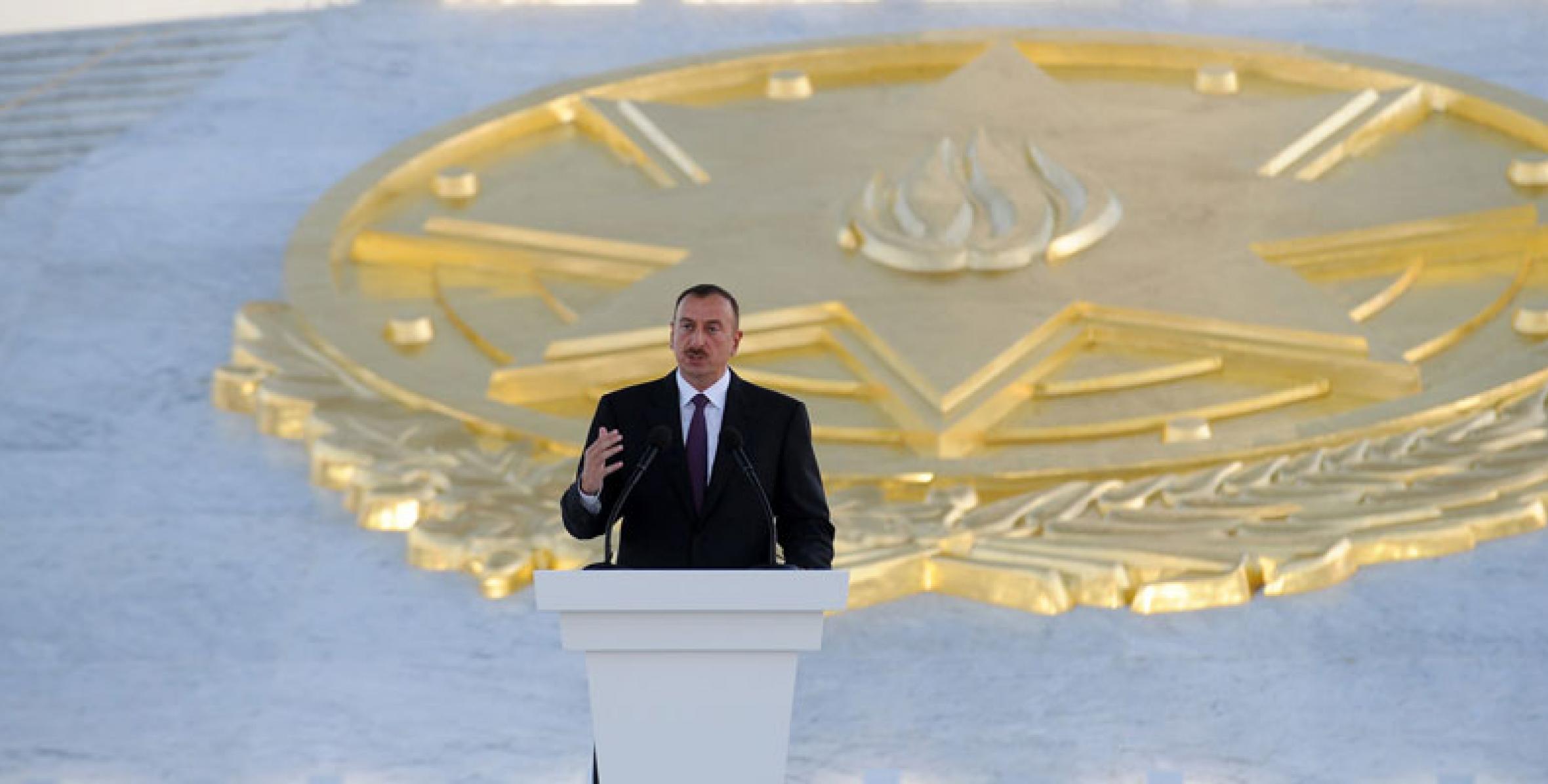 Речь Ильхама Алиева на торжественной церемонии открытия площади Государственного флага
