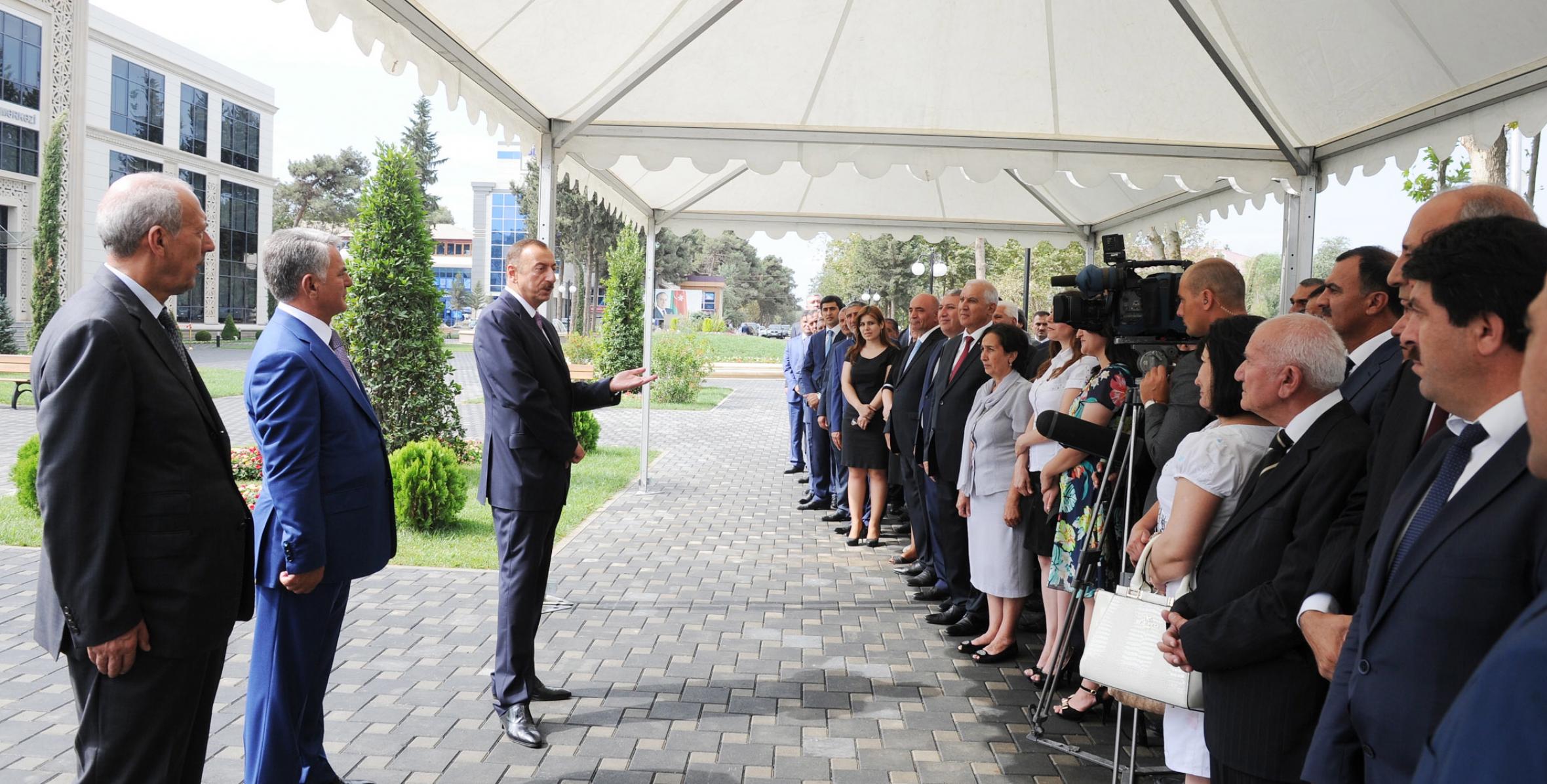 Ильхам Алиев принял участие в церемонии подачи питьевой воды в город Билясувар