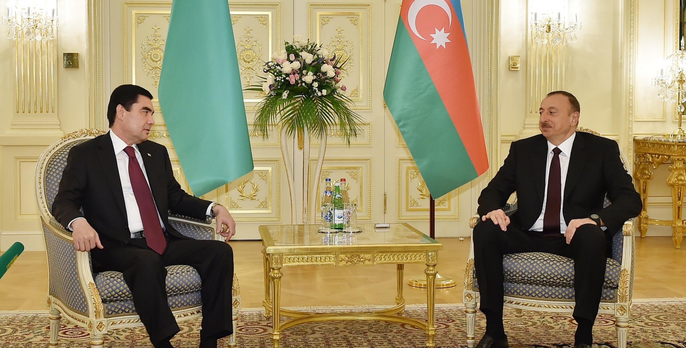 Ilham Aliyev met with President of Turkmenistan Gurbanguly Berdimuhamedov