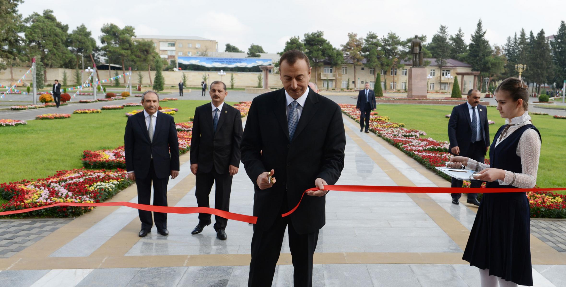 Ильхам Алиев принял участие в открытии в Имишли Центра Гейдара Алиева