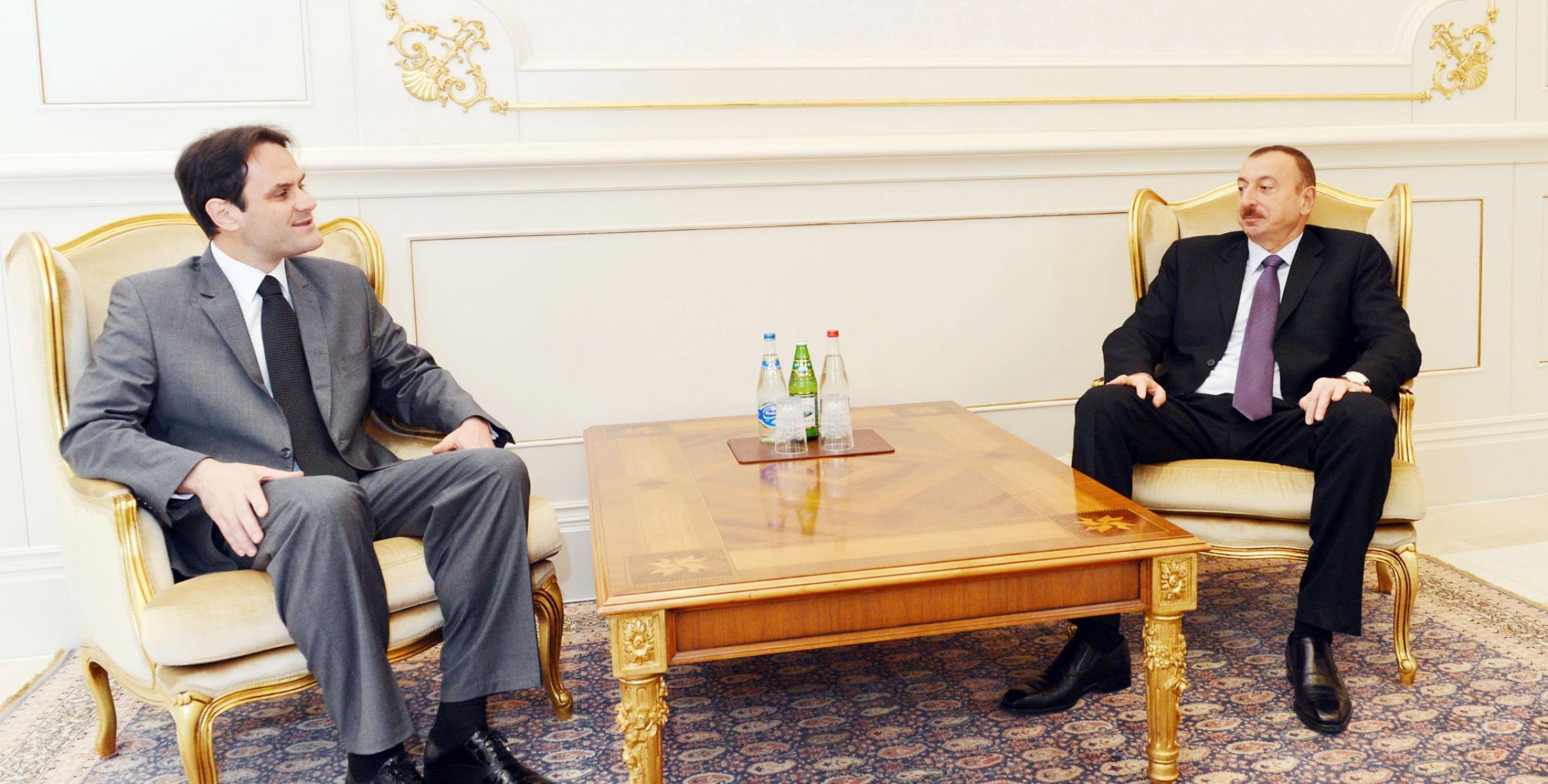 Ilham Aliyev accepted the credentials of the newly appointed Ambassador of Macedonia to Azerbaijan