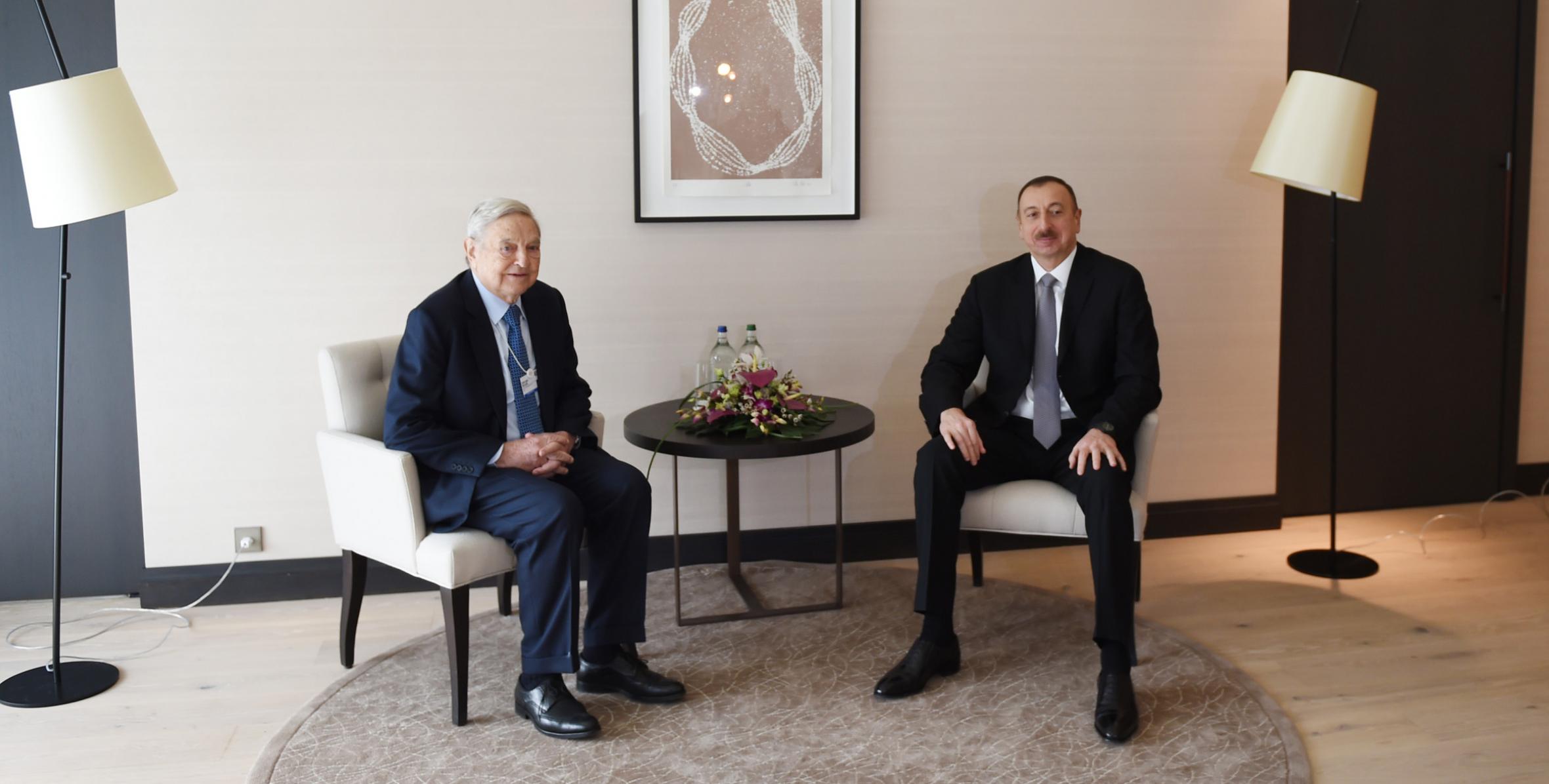 İlham Əliyev “Soros Fondu”nun təsisçisi Corc Soros ilə görüşüb