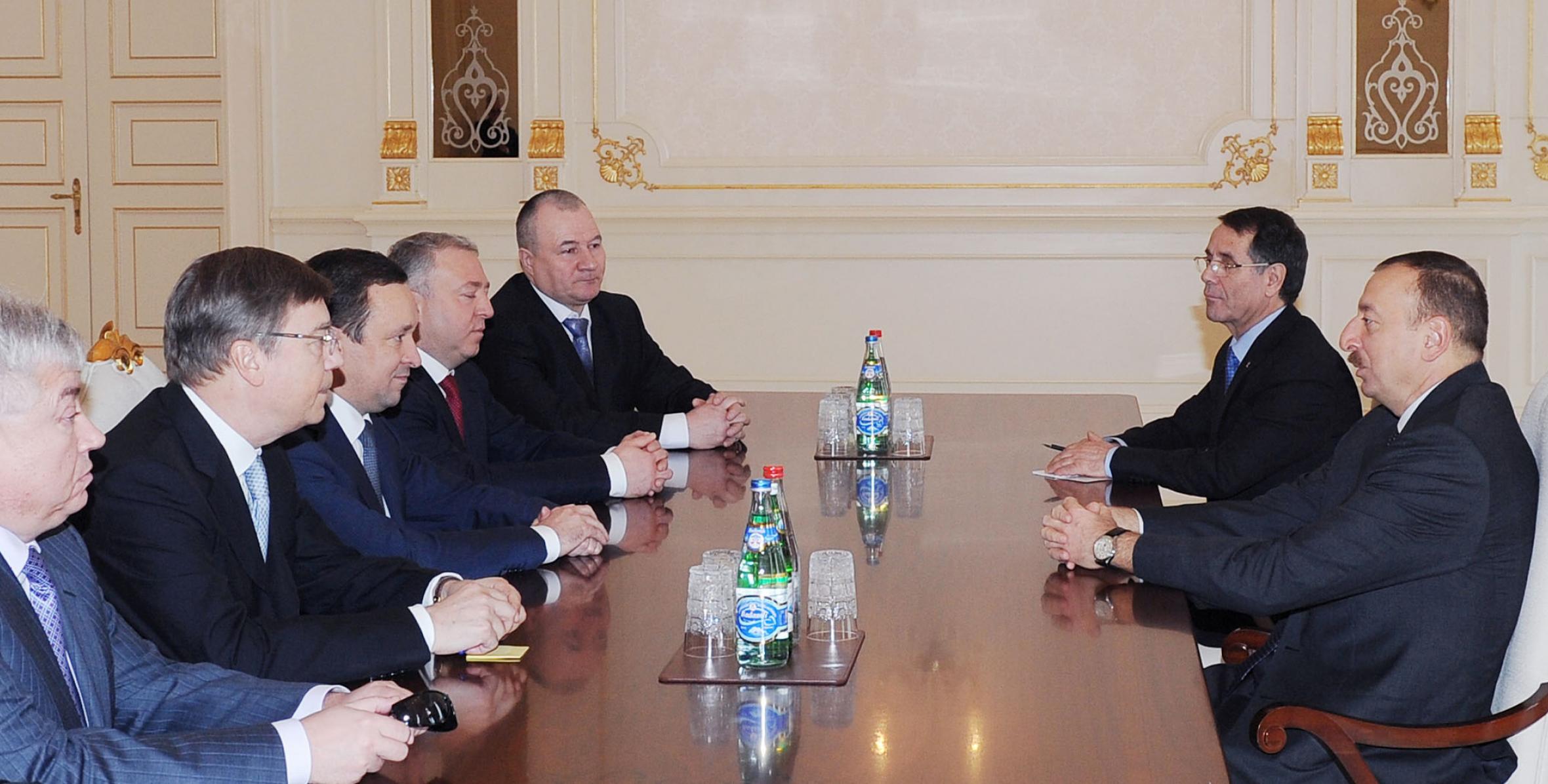 Ильхам Алиев принял делегацию во главе с премьер-министром Республики Татарстан Российской Федерации