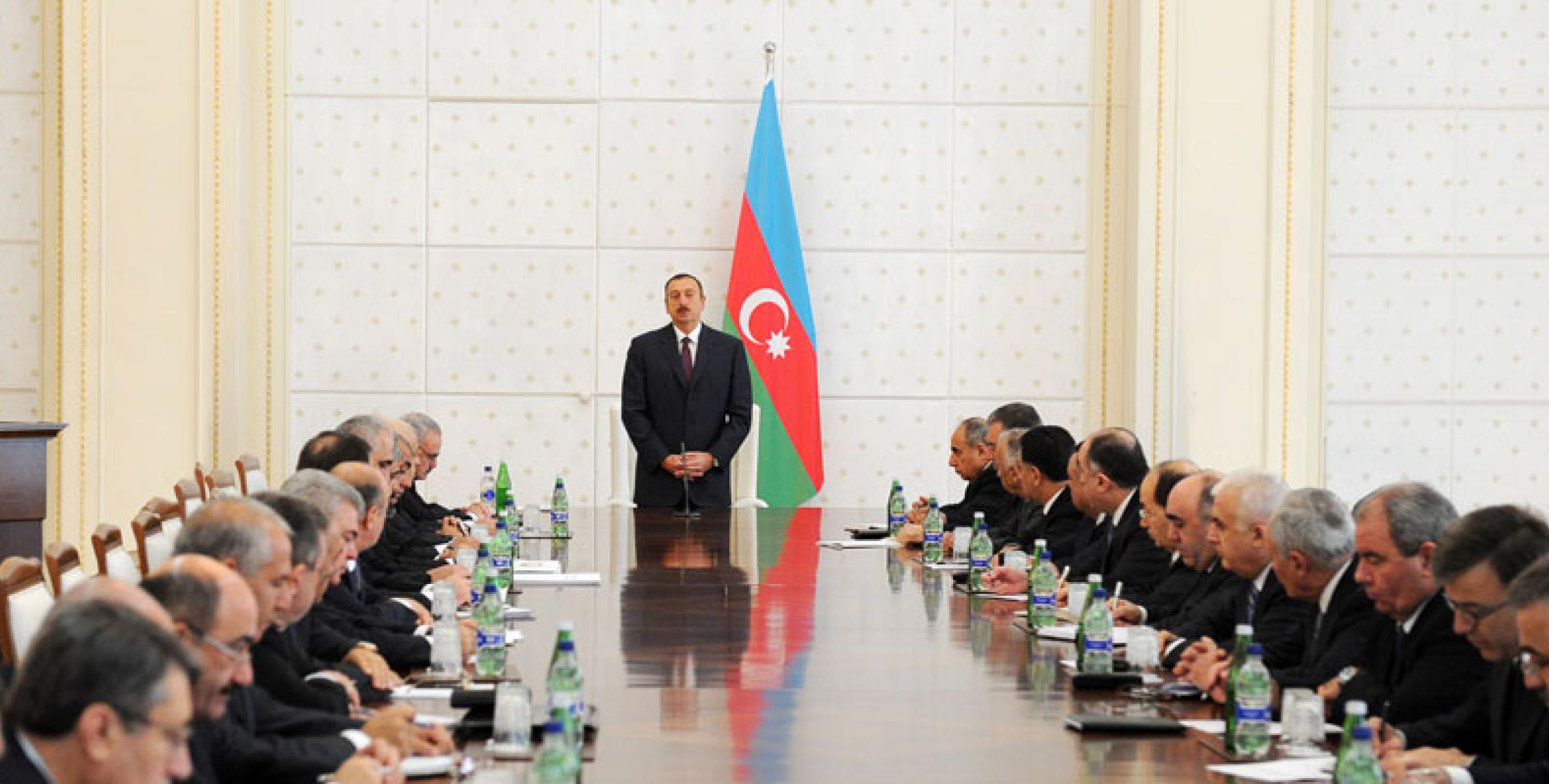 Под председательством Ильхама Алиева состоялось расширенное заседание Кабинета Министров