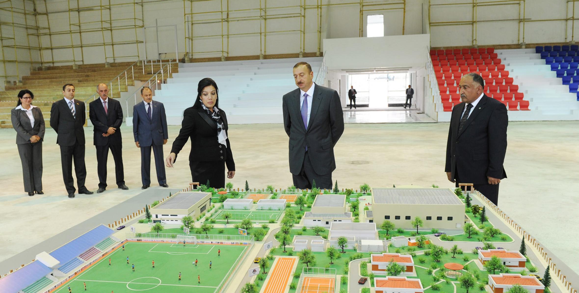 Ильхам Алиев ознакомился с работами по реконструкции, проводимыми в Олимпийском спортивном комплексе в Шамахе