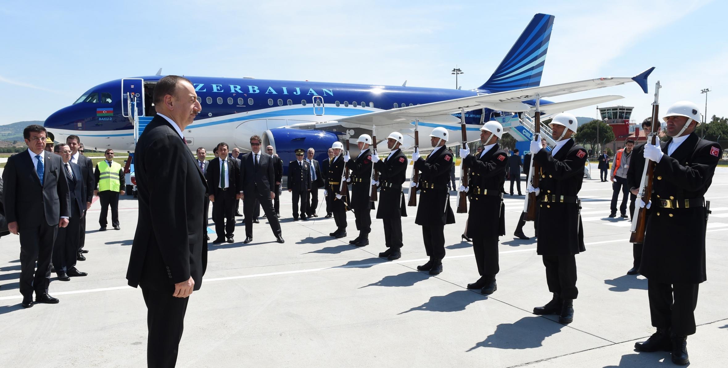 Ильхам Алиев прибыл с рабочим визитом в Турецкую Республику