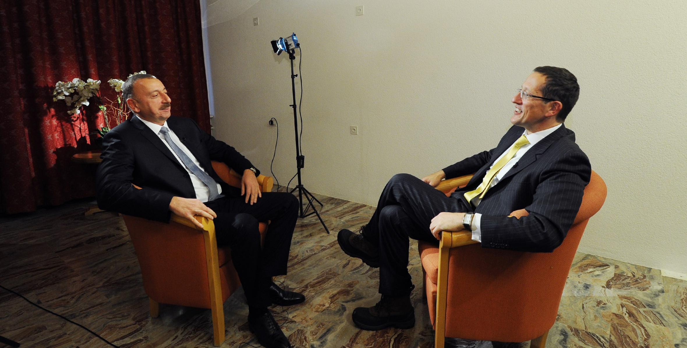Ильхам Алиев дал интервью телеканалу CNN
