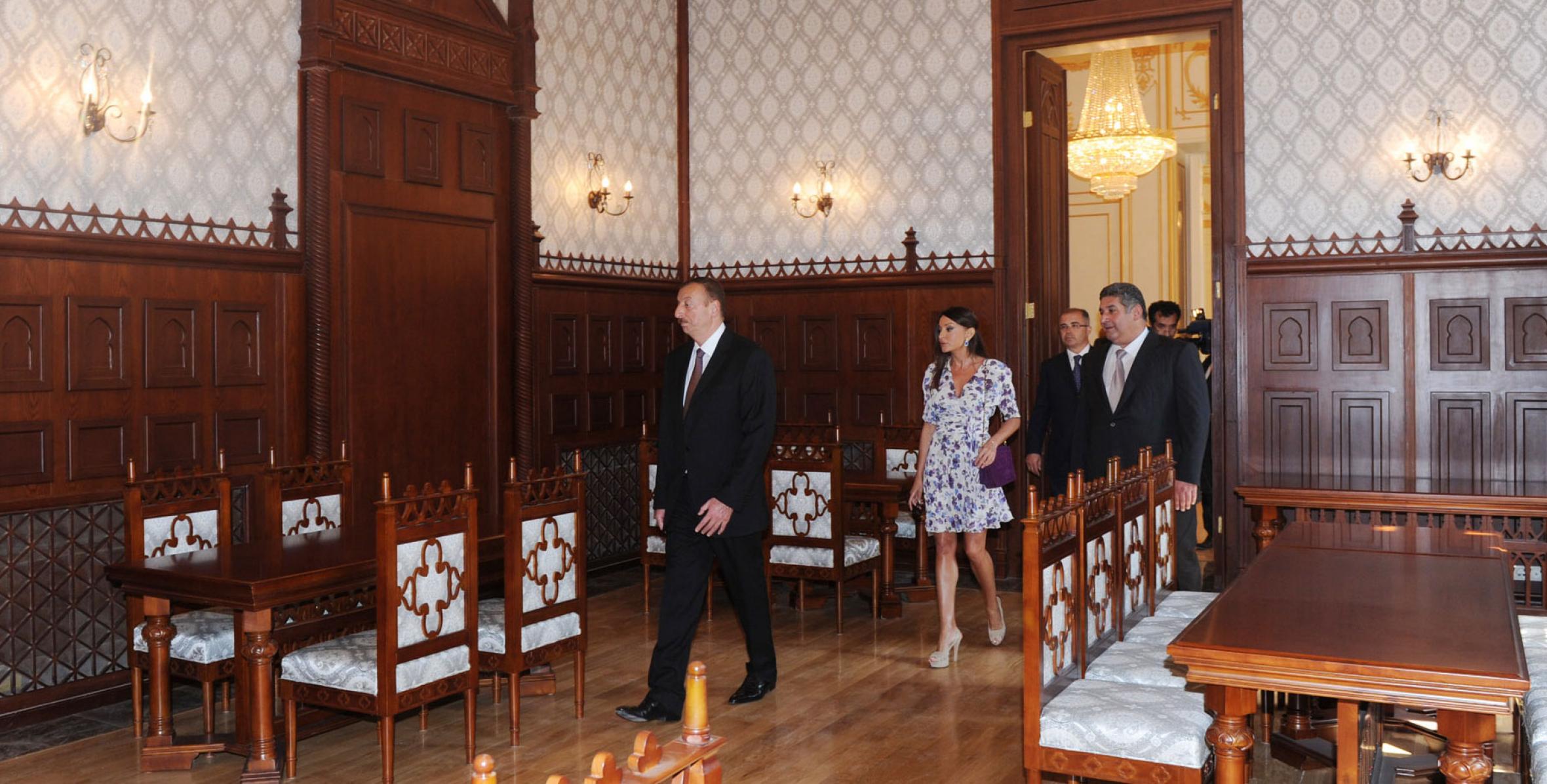 Ильхам Алиев принял участие в открытии Дворца счастья после капитального ремонта