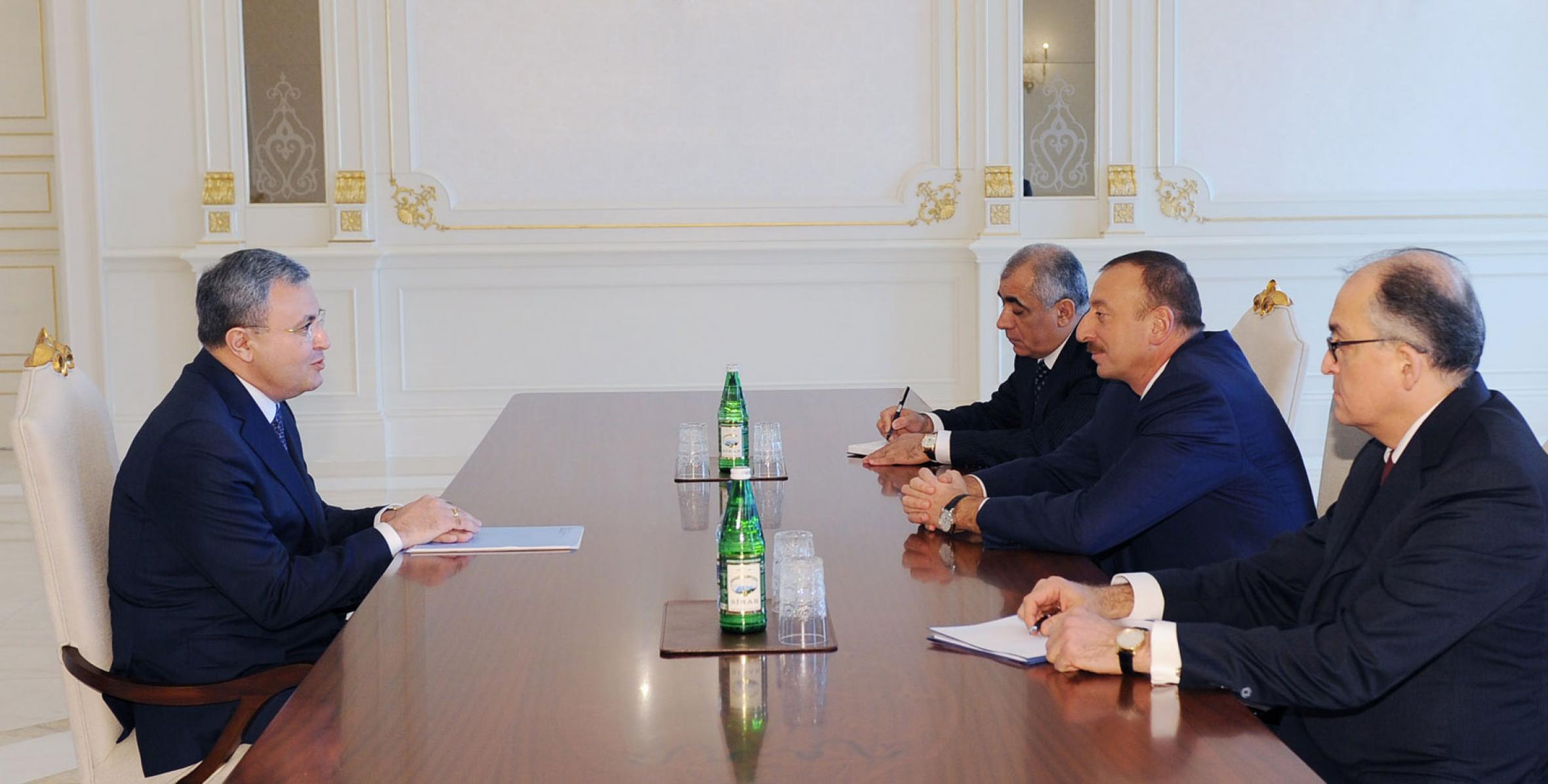 Ильхам Алиев принял президента компании «bp-Азербайджан» Рашида Джаваншира