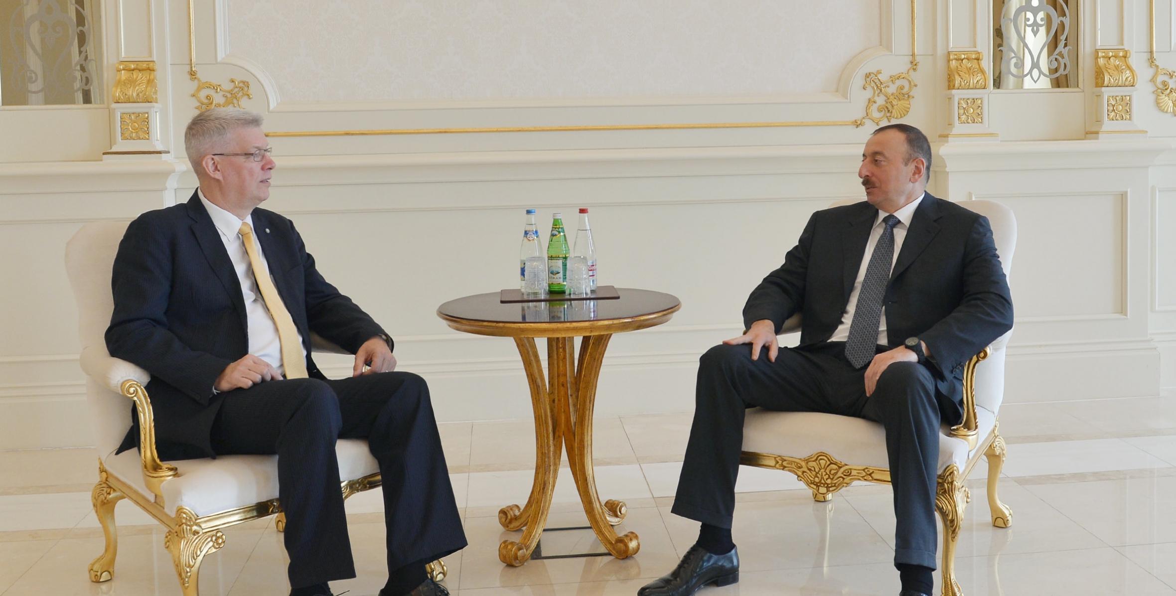 Ilham Aliyev received former Latvian President Valdis Zatlers