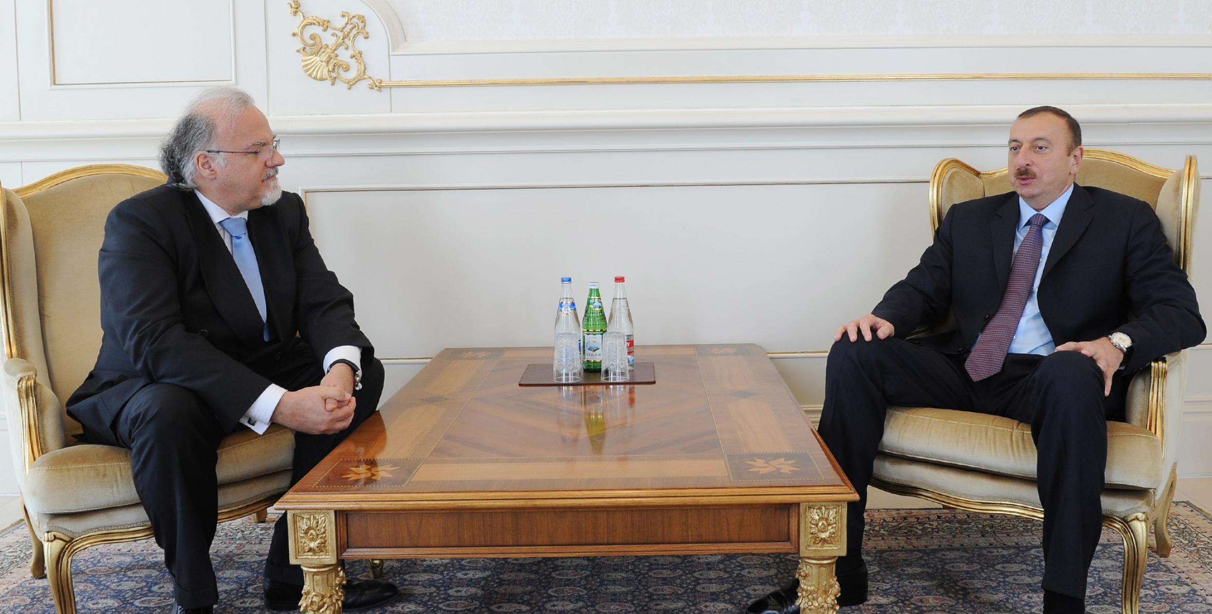 Ilham Aliyev accepted the credentials from the newly-appointed Ambassador Extraordinary and Plenipotentiary of France to Azerbaijan
