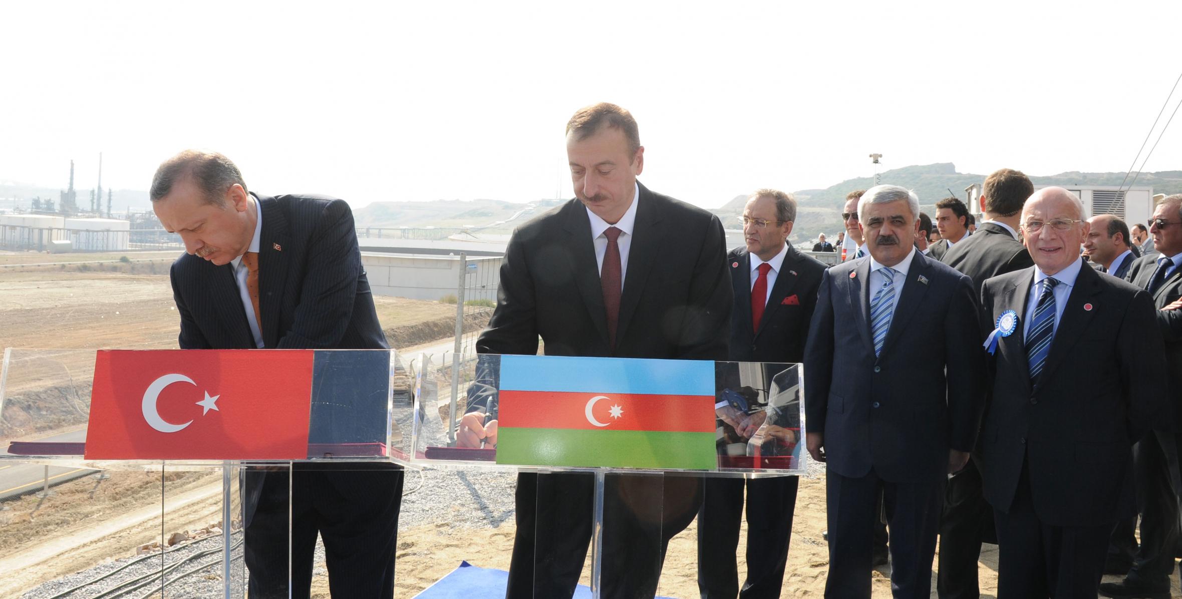 Ilham Aliyev and Turkish Prime Minister Recep Tayyip Erdogan attended the ceremonies to open the AYPE-T factory and to lay the foundation for the Heydar Aliyev vocational lyceum and the Star refinery of Petkim