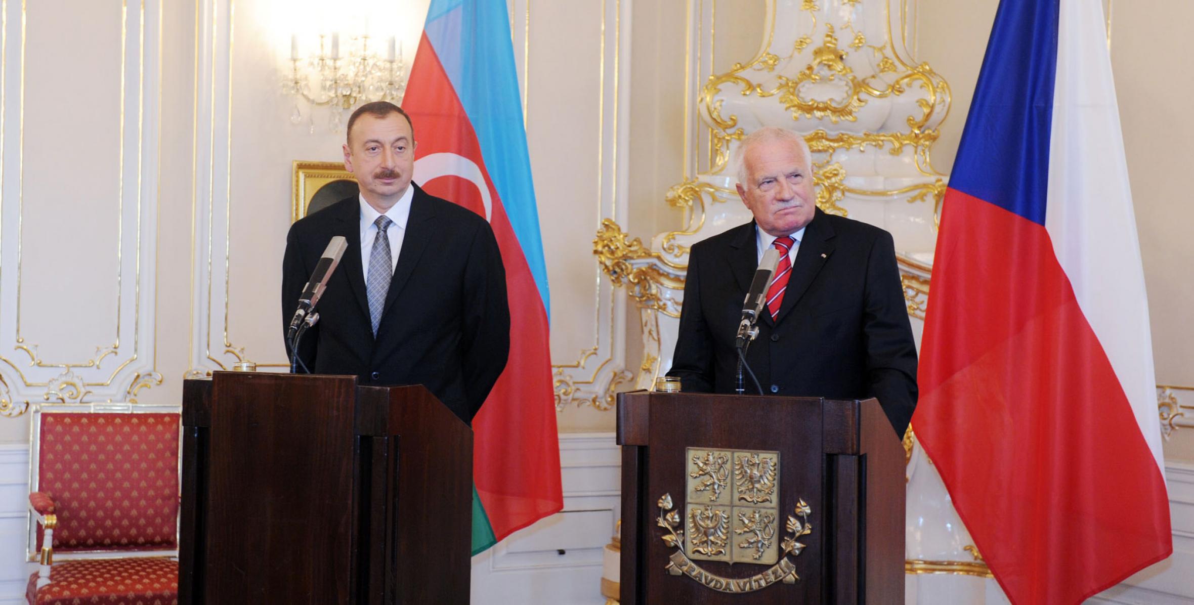 Состоялась совместная пресс-конференция президентов Азербайджана и Чехии