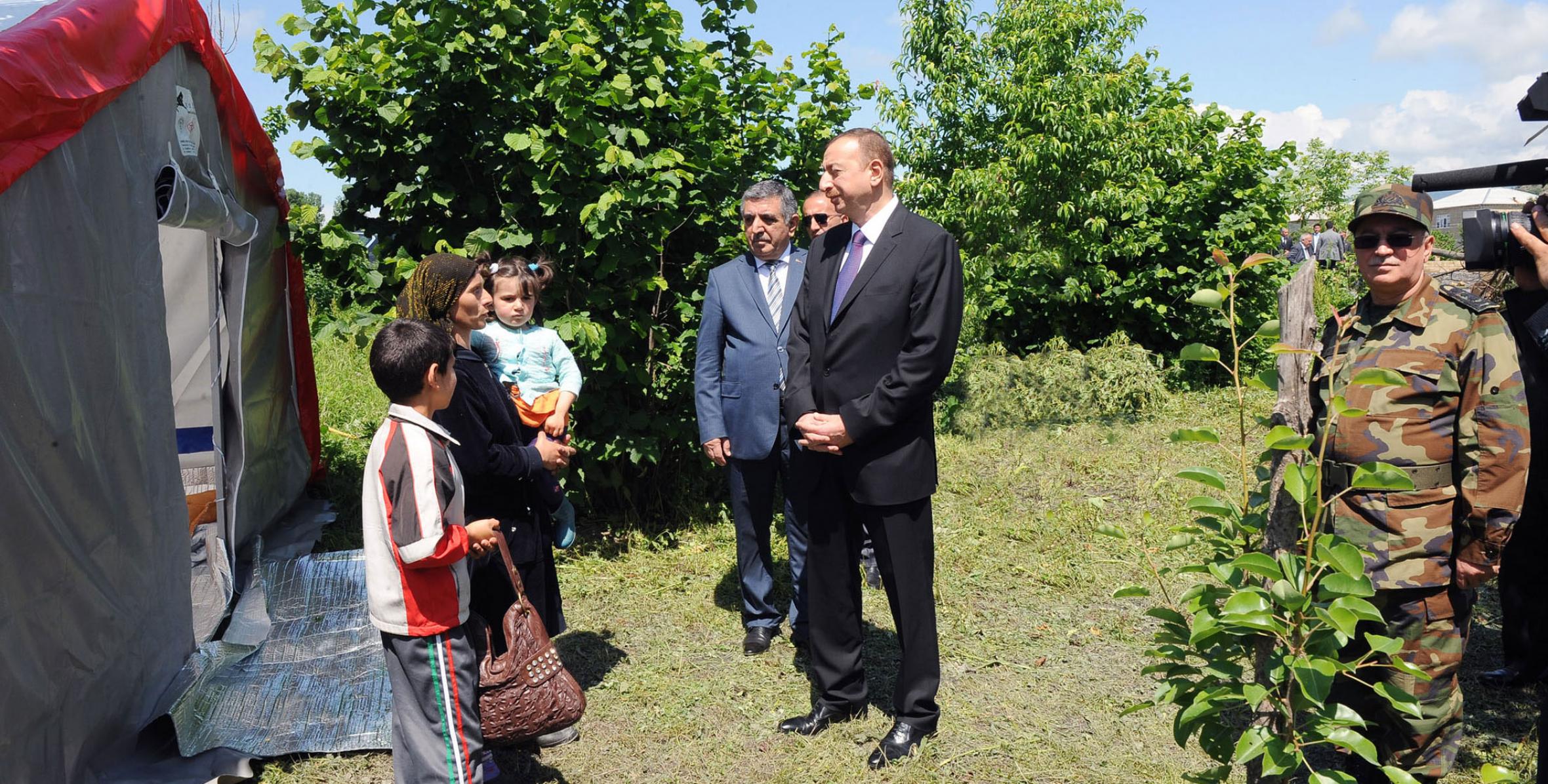 Ilham Aliyev visited the region affected by the natural disaster to examine the measures being taken to eliminate the consequences of an earthquake