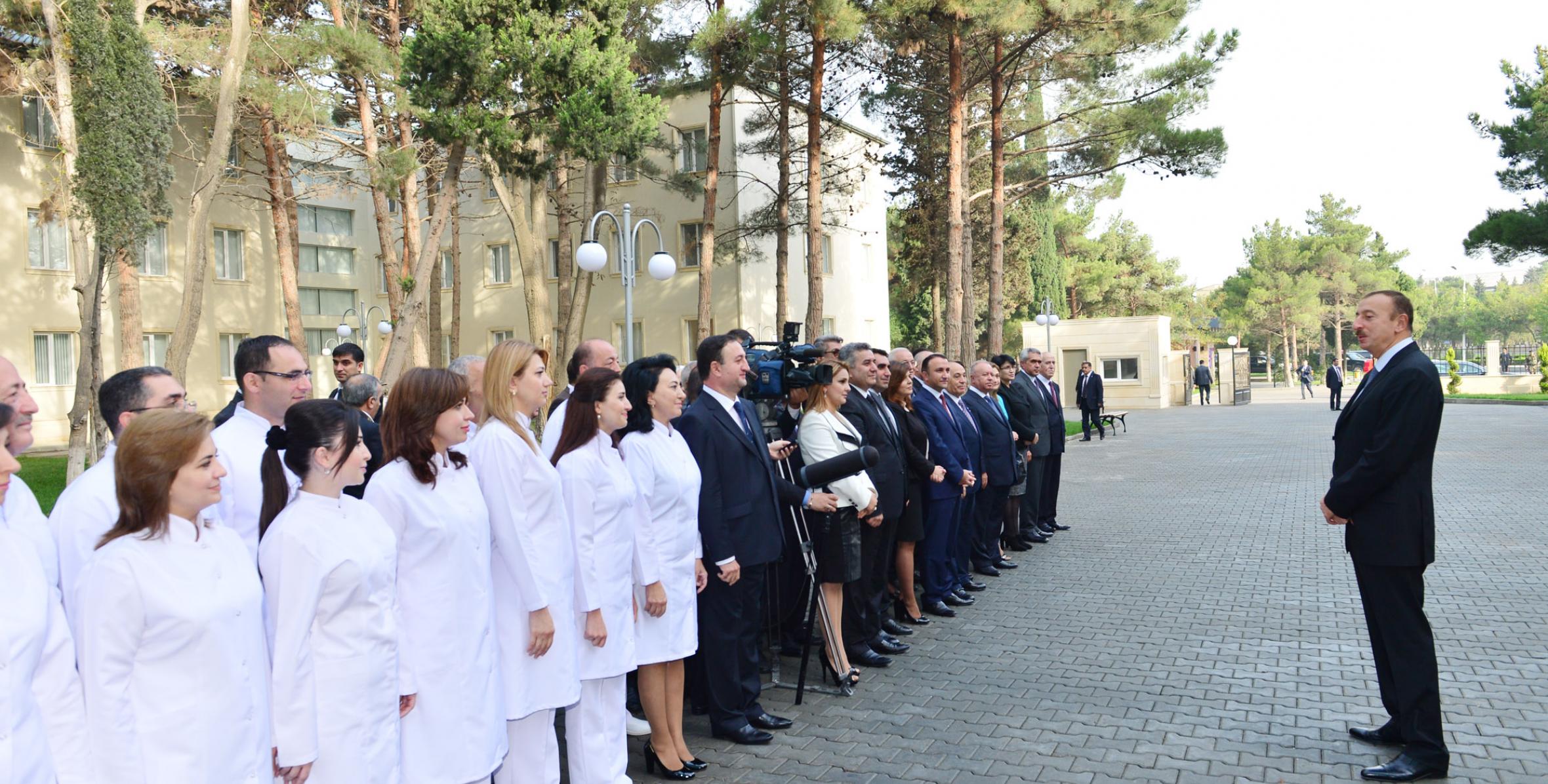 Ilham Aliyev reviewed Sumgayit city hospital No 1 after major overhaul and reconstruction
