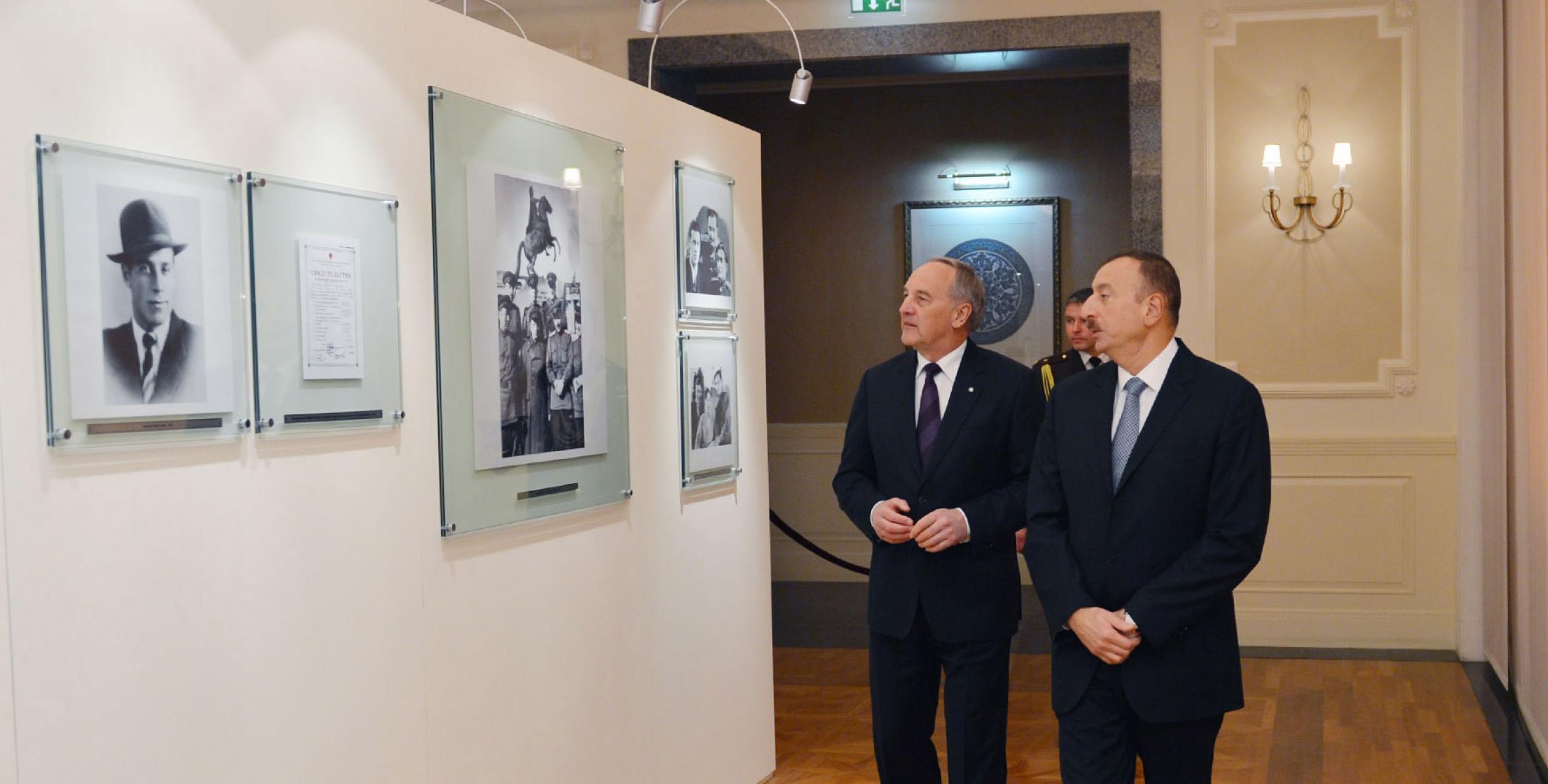 Президент Латвийской Республики Андрис Берзиньш ознакомился с Фондом Гейдара Алиева