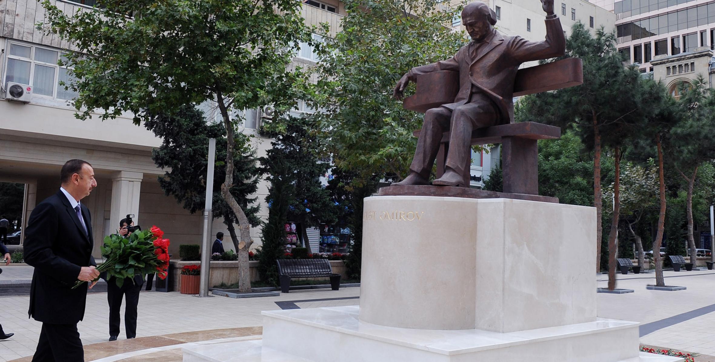 Ilham Aliyev attended the unveiling of a statue of outstanding composer Fikrat Amirov in Baku