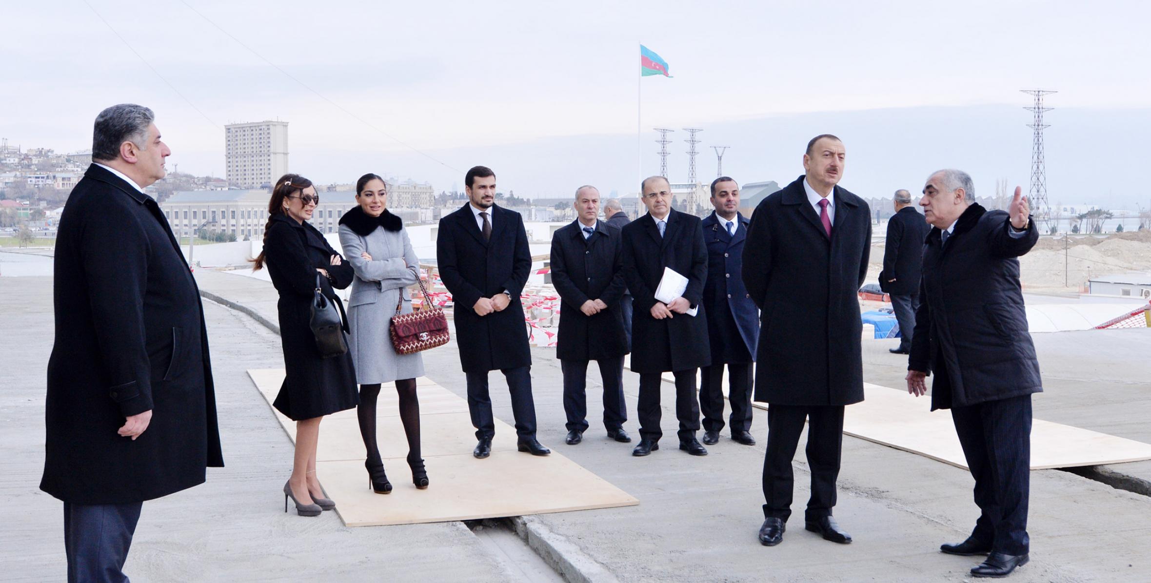 Ильхам Алиев ознакомился с ходом строительных работ в «Baku Sport City», Дворце водного спорта и на территории Площади Государственного флага