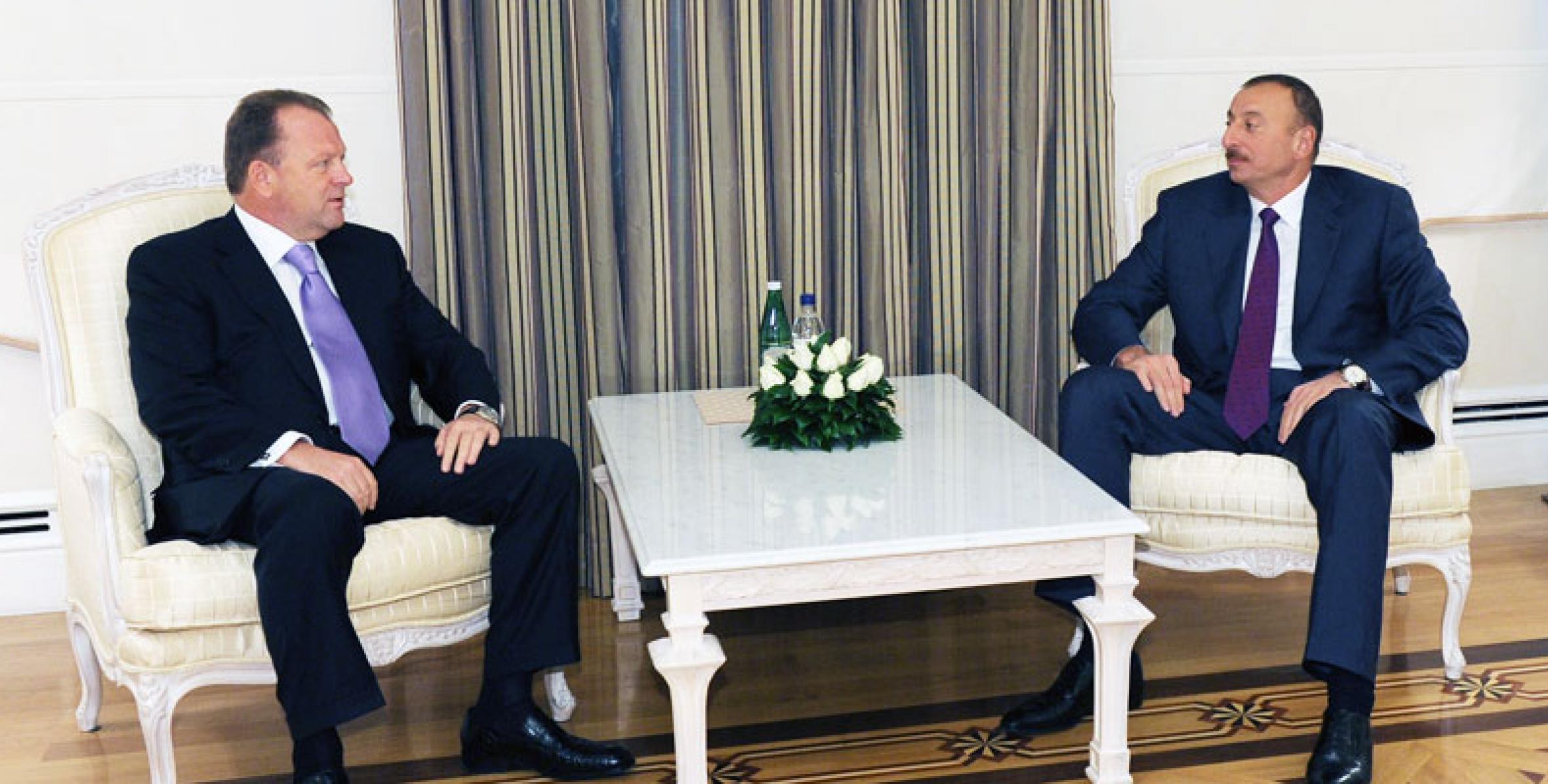 Ильхам Алиев принял президента Международной федерации дзюдо Мариуса Визера