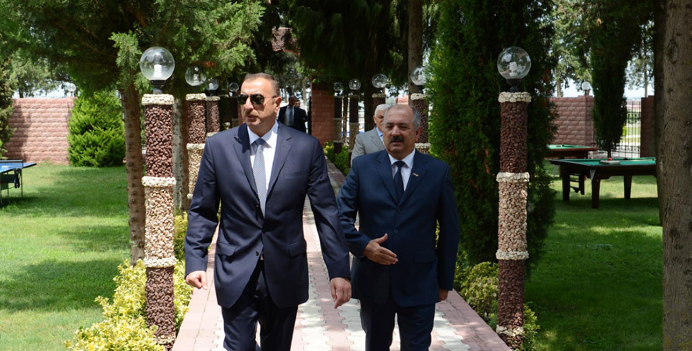 Ильхам Алиев ознакомился с Парком молодежи и Площадью флага в Джалилабаде