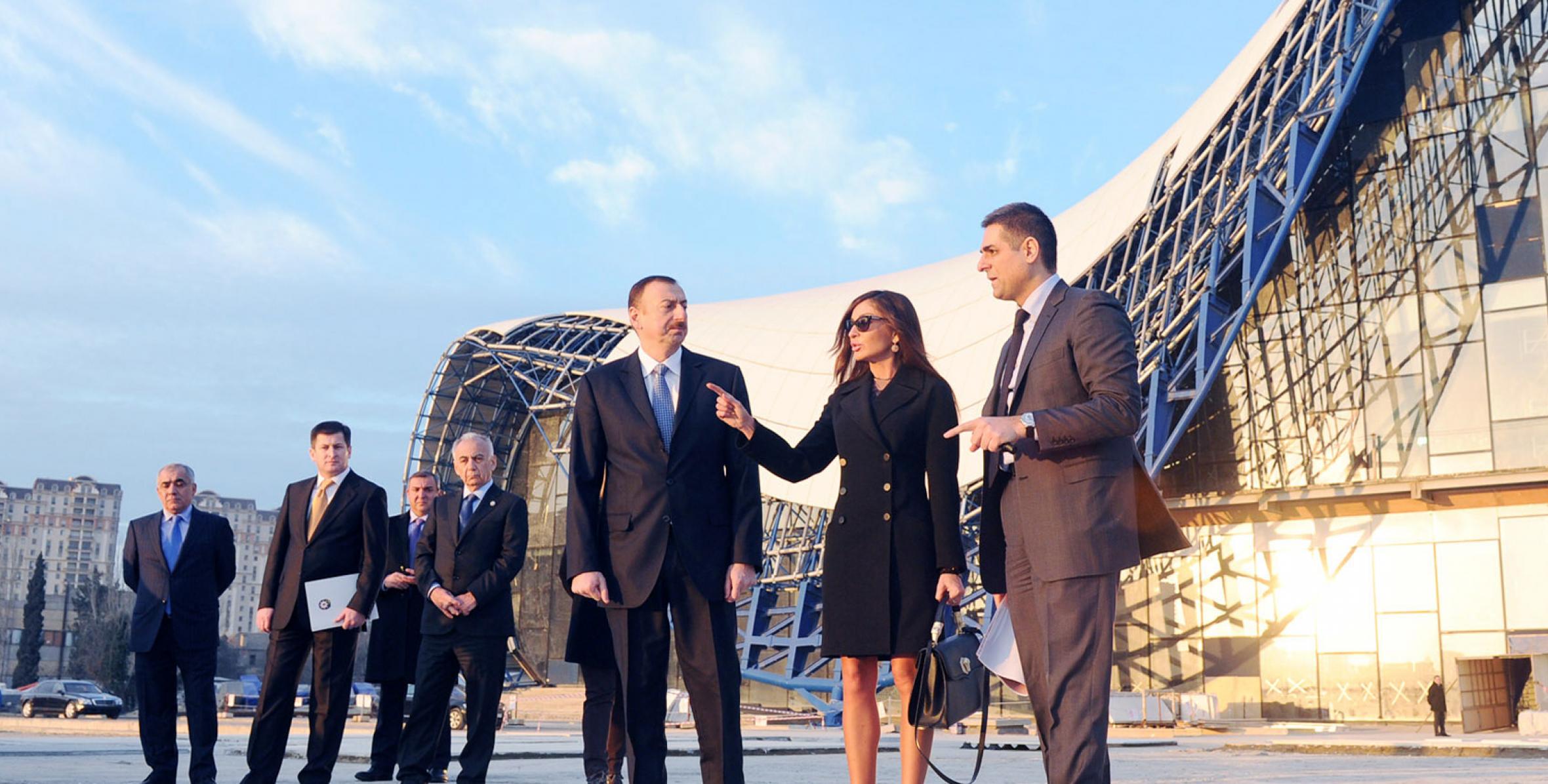 Ильхам Алиев ознакомился с ходом строительства Центра Гейдара Алиева
