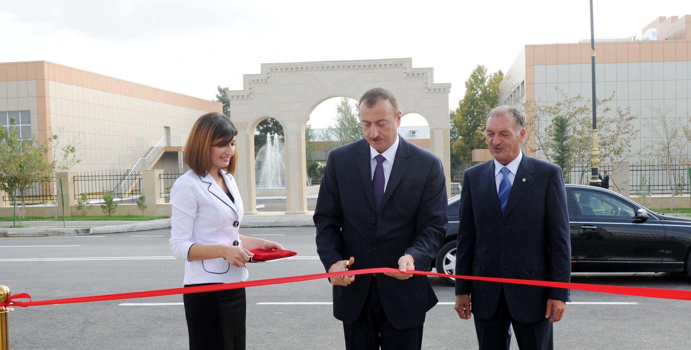 Ильхам Алиев принял участие в открытии парка культуры и отдыха имени Самеда Вургуна в Евлахе