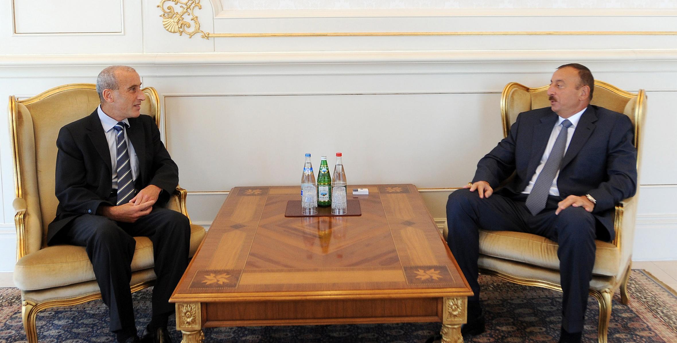 Ilham Aliyev received the outgoing Israeli Ambassador at the end of his diplomatic mission in Azerbaijan
