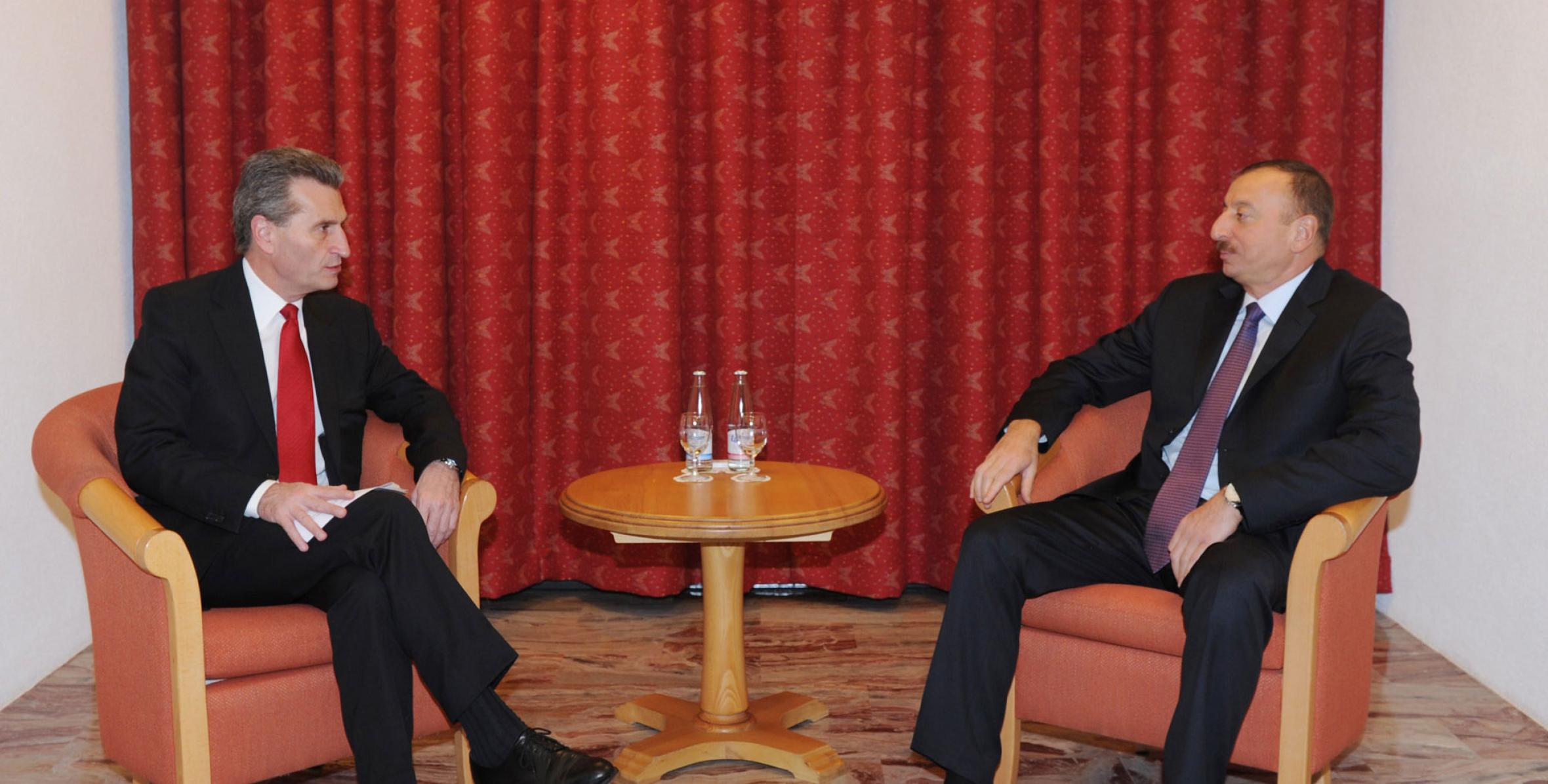 Состоялась встреча Ильхама Алиева с комиссаром Европейского Союза по вопросам энергетики Гюнтером Оттингером
