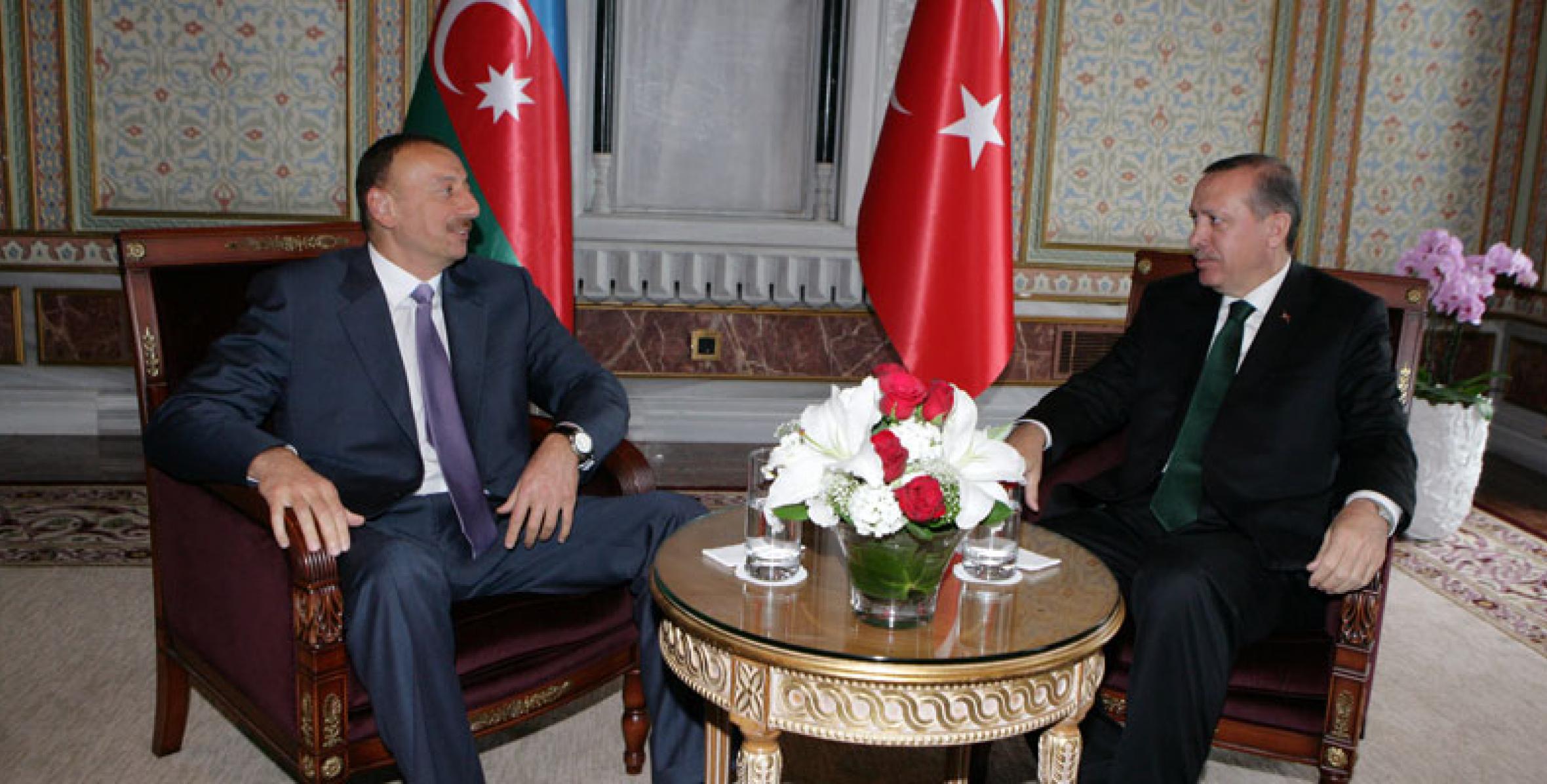 Состоялась встреча Ильхама Алиева и премьер-министра Турецкой Республики Реджепа Тайиба Эрдогана