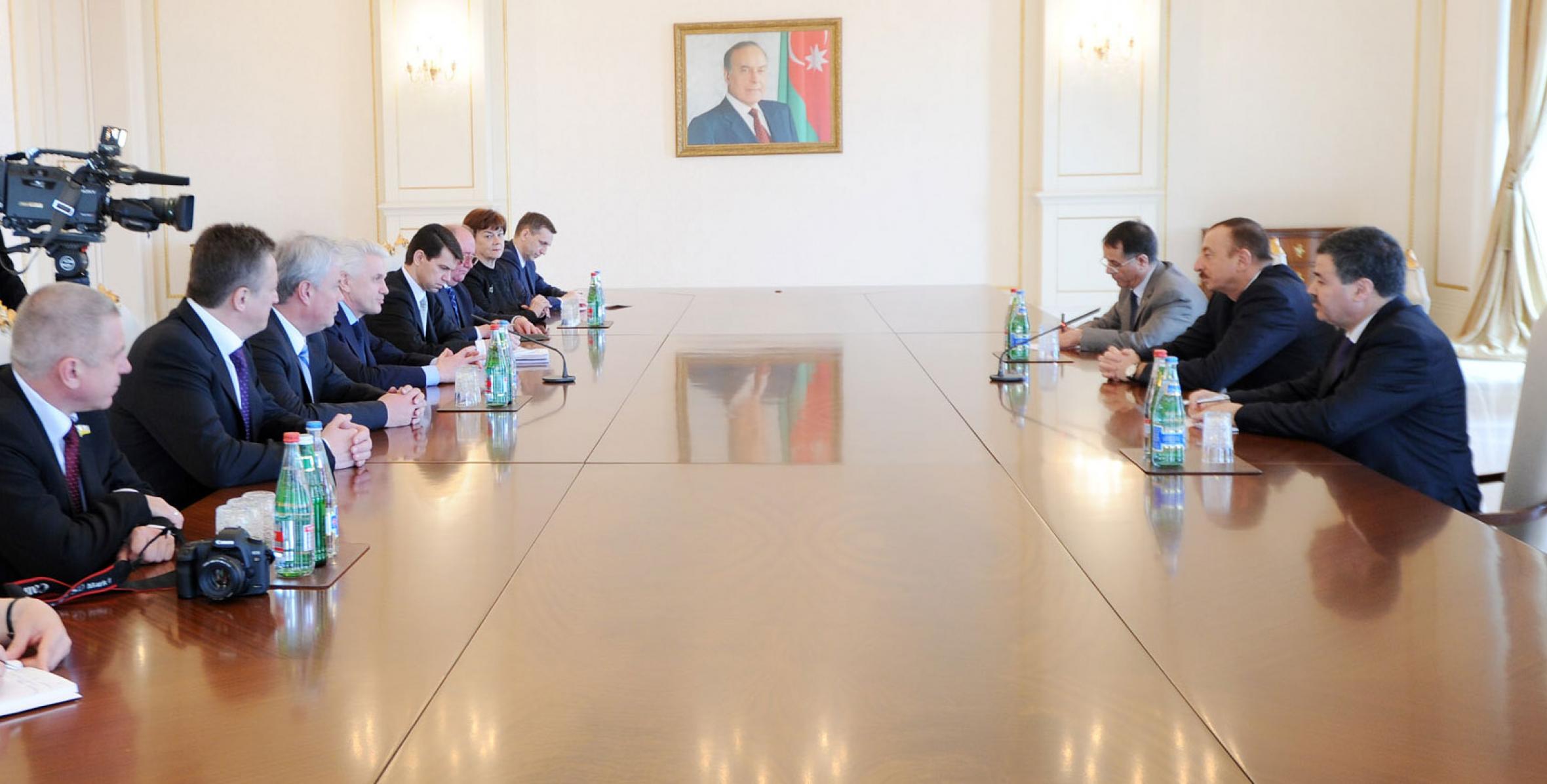 Ilham Aliyev received a delegation led by the Chairman of the Verkhovna Rada of Ukraine, Volodymyr Lytvyn