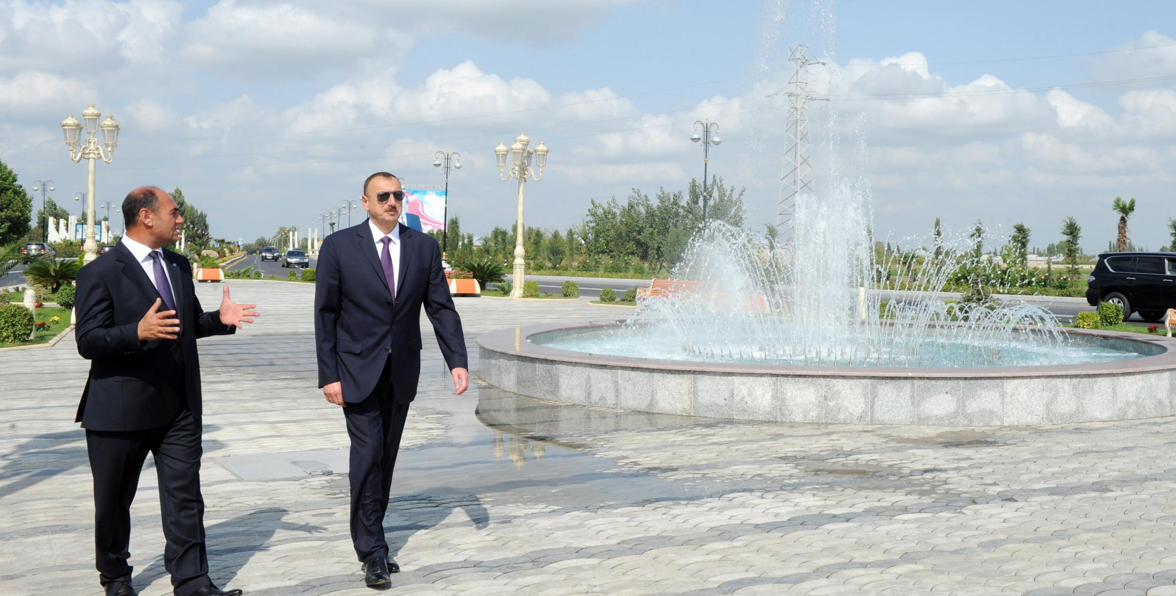 Ilham Aliyev reviewed the Flag Square in Barda