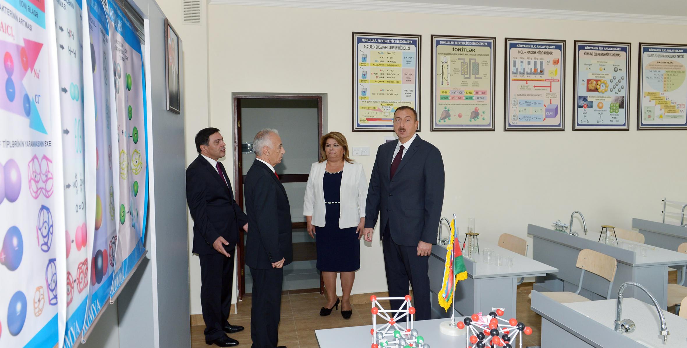 Ильхам Алиев принял участие в открытии нового здания школы полной средней номер 182 в Бинагадинском районе Баку