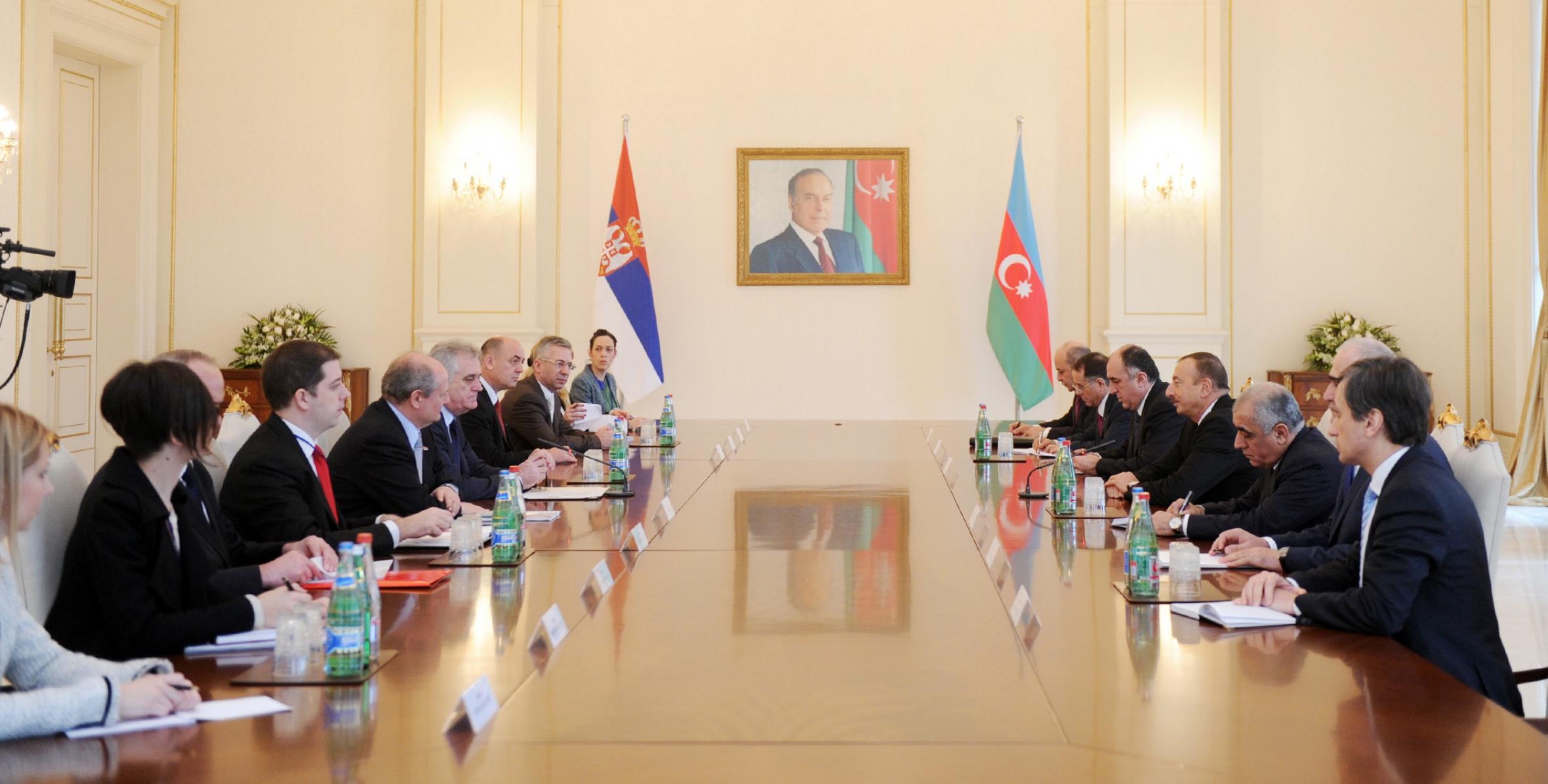 Состоялась встреча Ильхама Алиева и Президента Республики Сербия Томислава Николича в расширенном составе