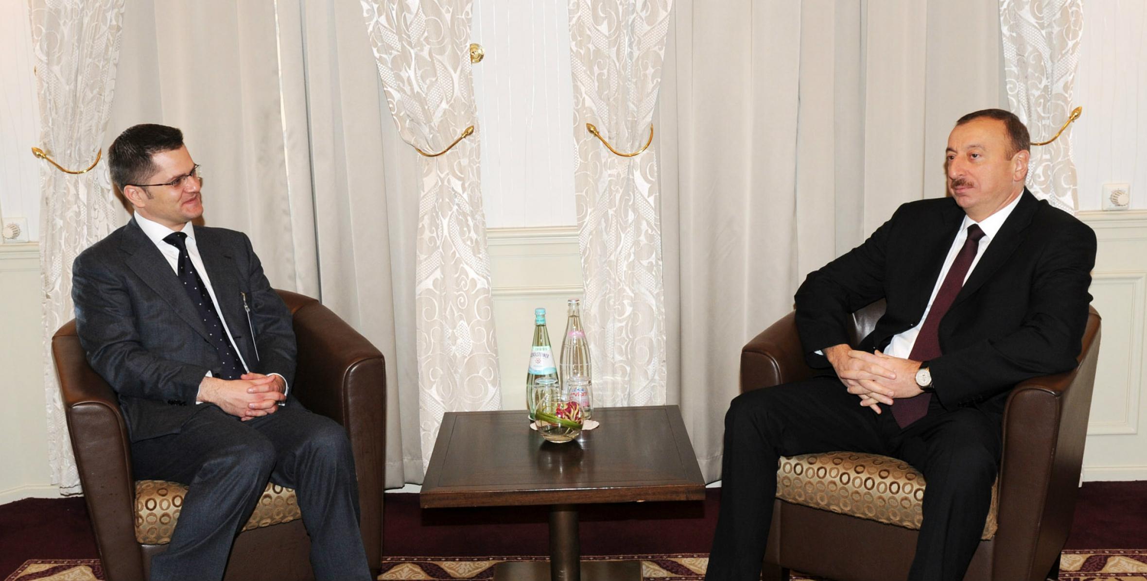 İlham Əliyev Serbiyanın xarici işlər naziri Vuk Yeremiç ilə görüşmüşdür