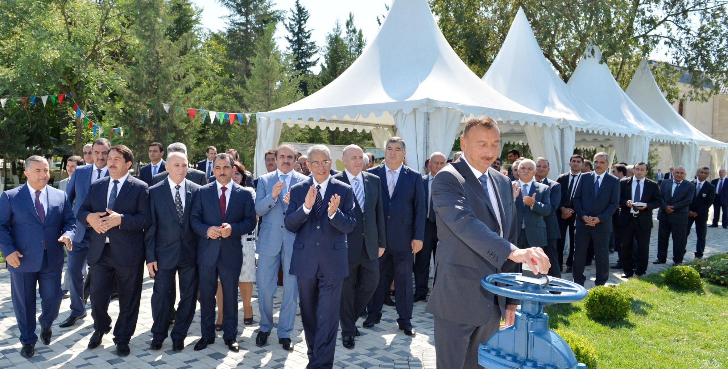 Ильхам Алиев принял участие в церемонии подачи питьевой воды в город Кюрдамир