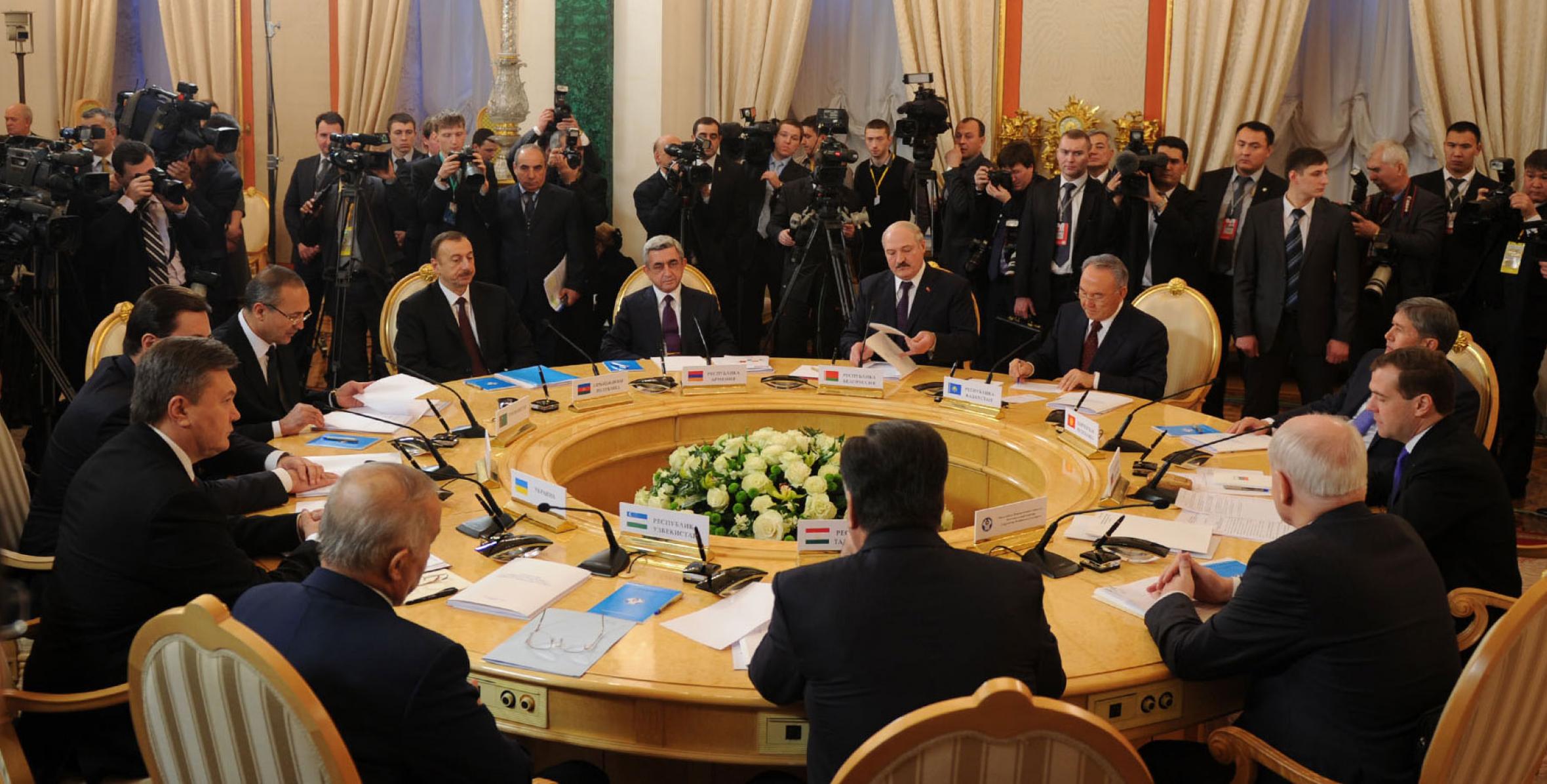 Ilham Aliyev attended an informal meeting of the Council of the CIS heads of state